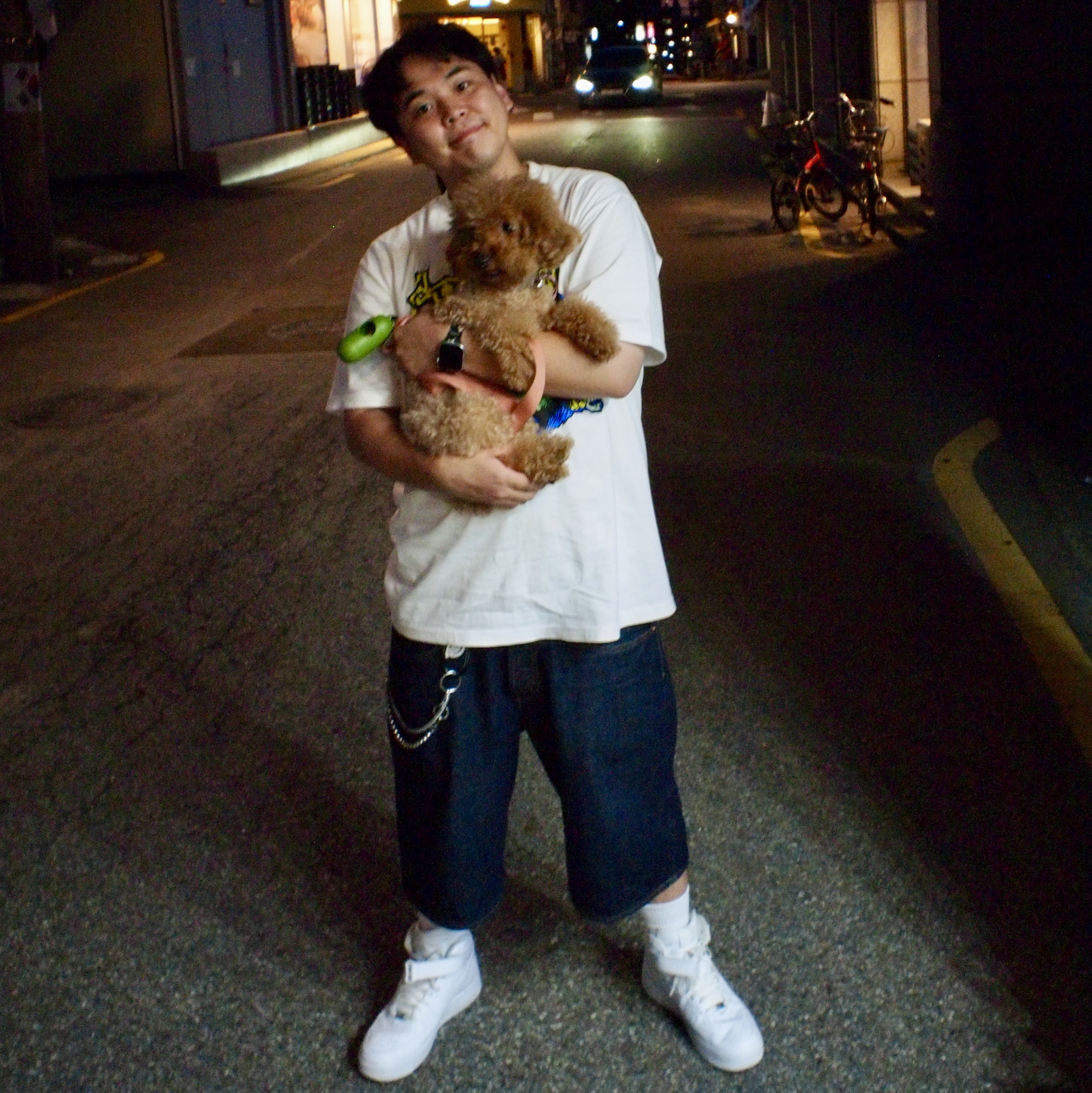 Supreme Fuckin Blowout T-Shirt White - 25FW, Supreme Rigid Baggy Selvedge Denim Short Rigid Indigo 착용 스타일 - 1
