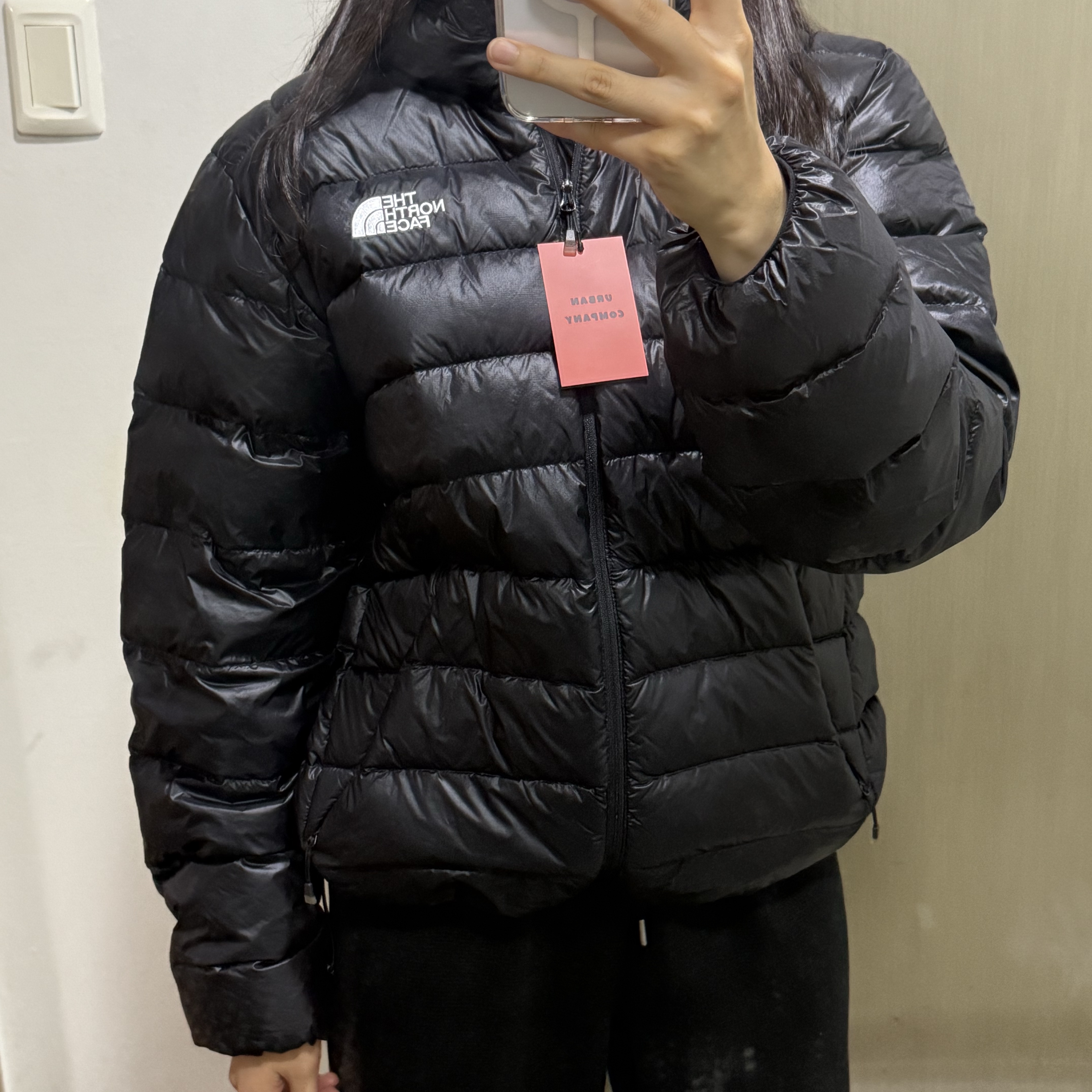 The North Face Matier EX RDS Down Hoodie Black, The North Face Ventus On Jacket Light Khaki 착용 스타일 - 6
