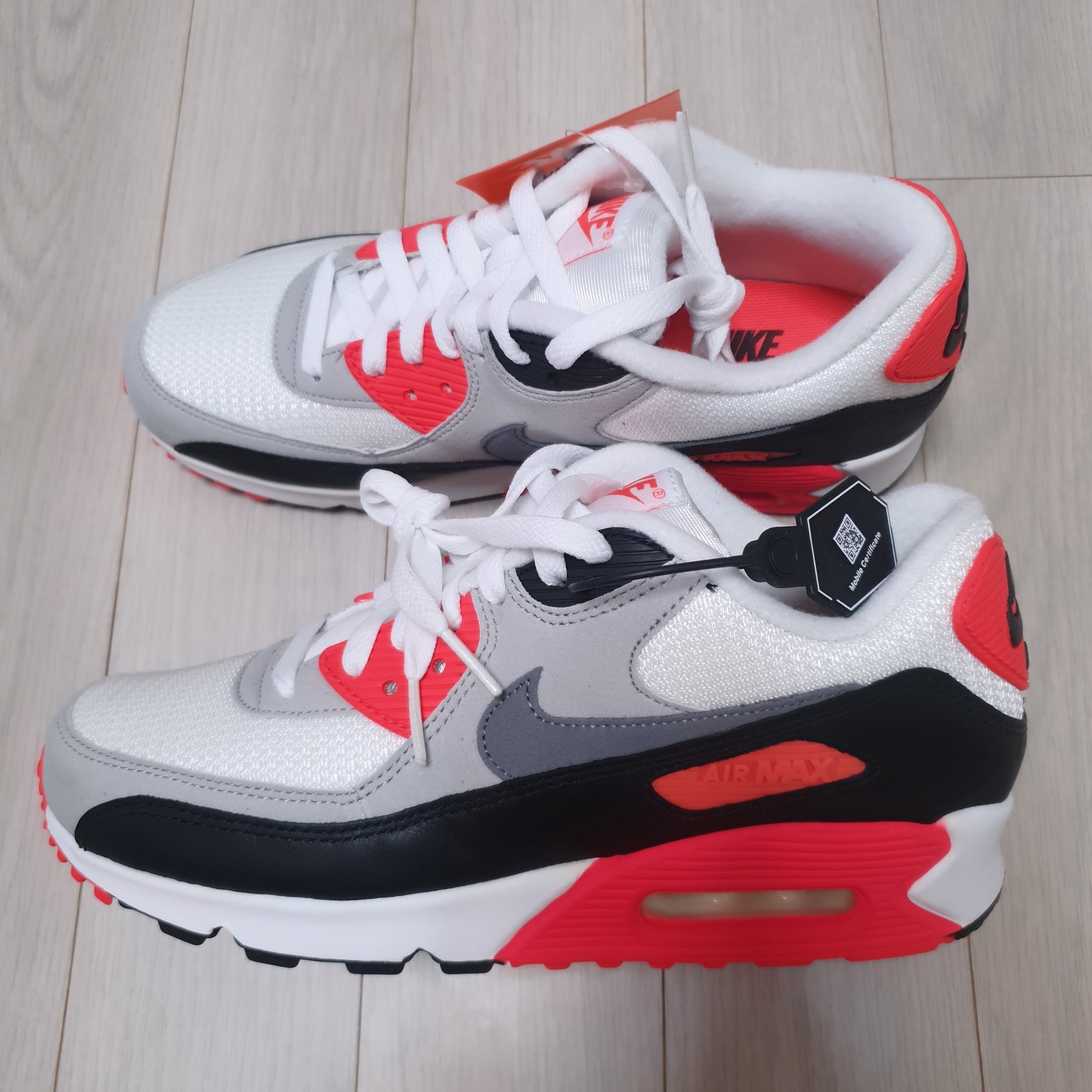 Nike Air Max 90 OG Infrared 2015 착용 스타일 - 2