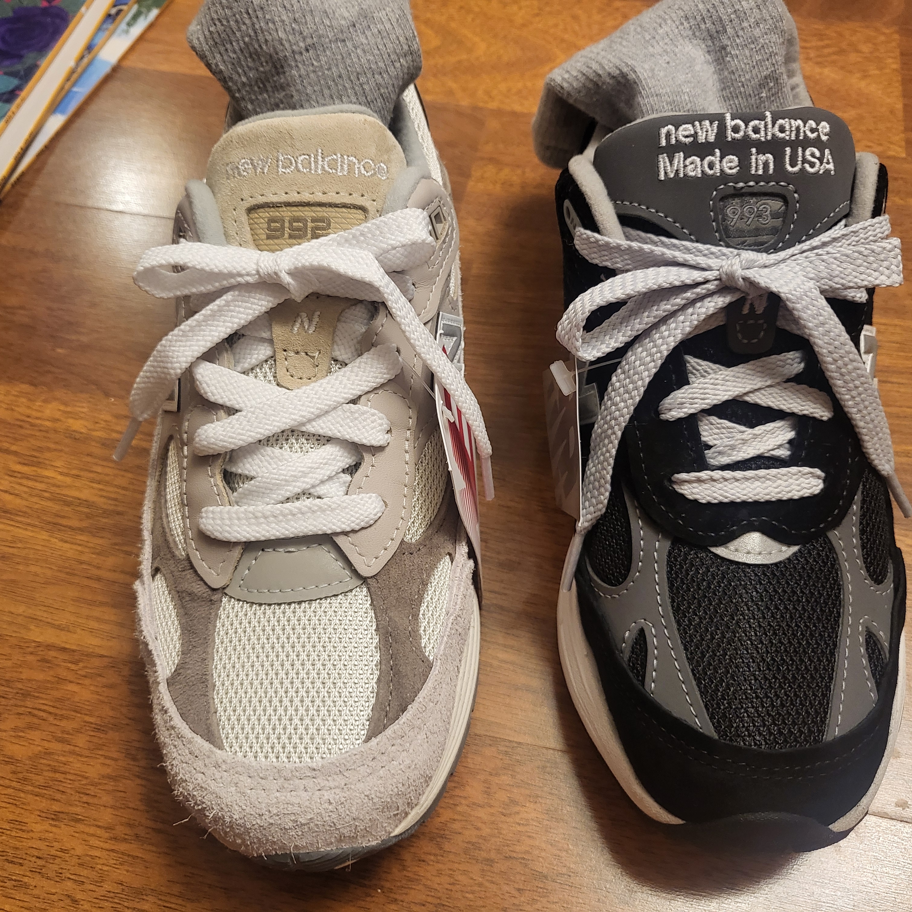 New Balance 992 Made in USA Moonrock Mushroom, New Balance 993 Made in USA Navy - D Standard 착용 스타일 - 8