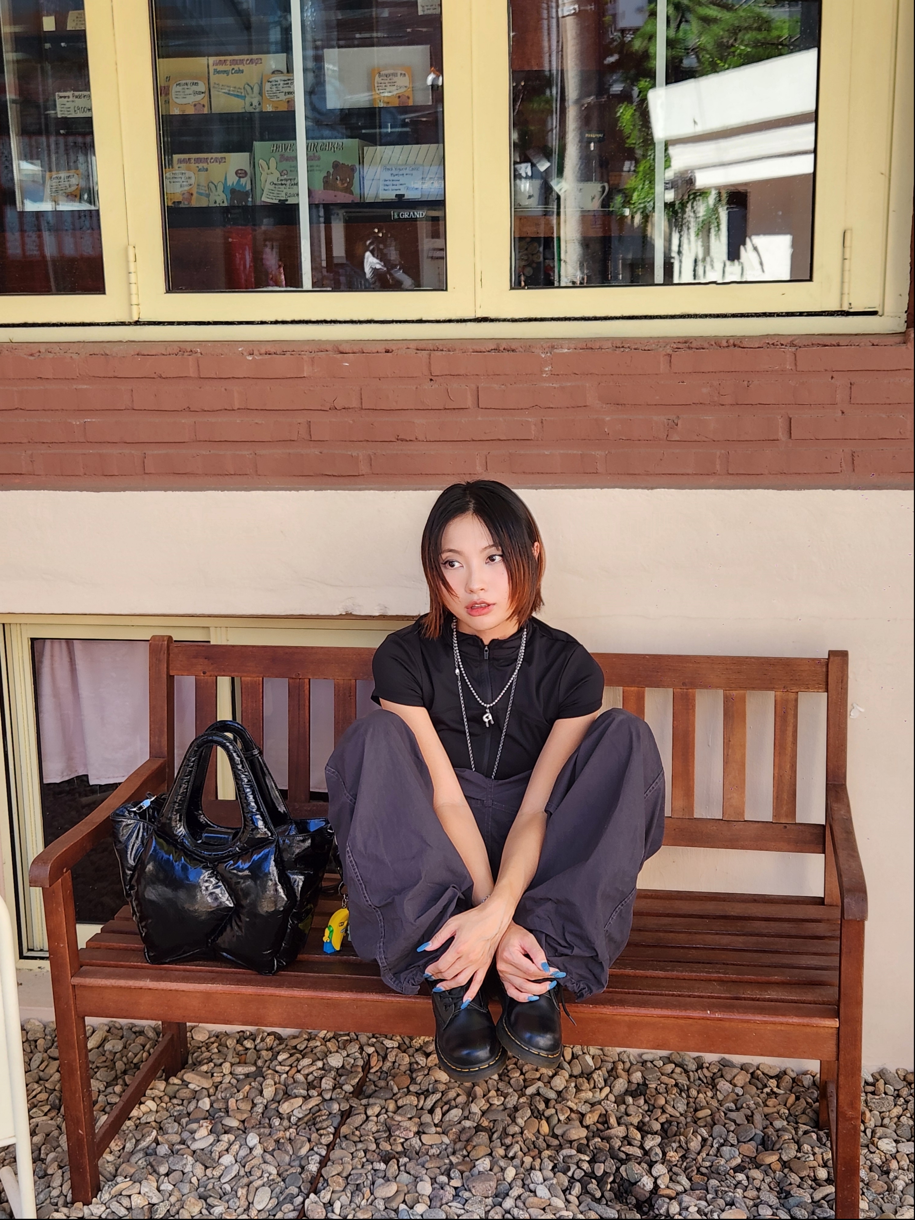 Dr. Martens 1460 Smooth Boots Black 착용 스타일 - 3