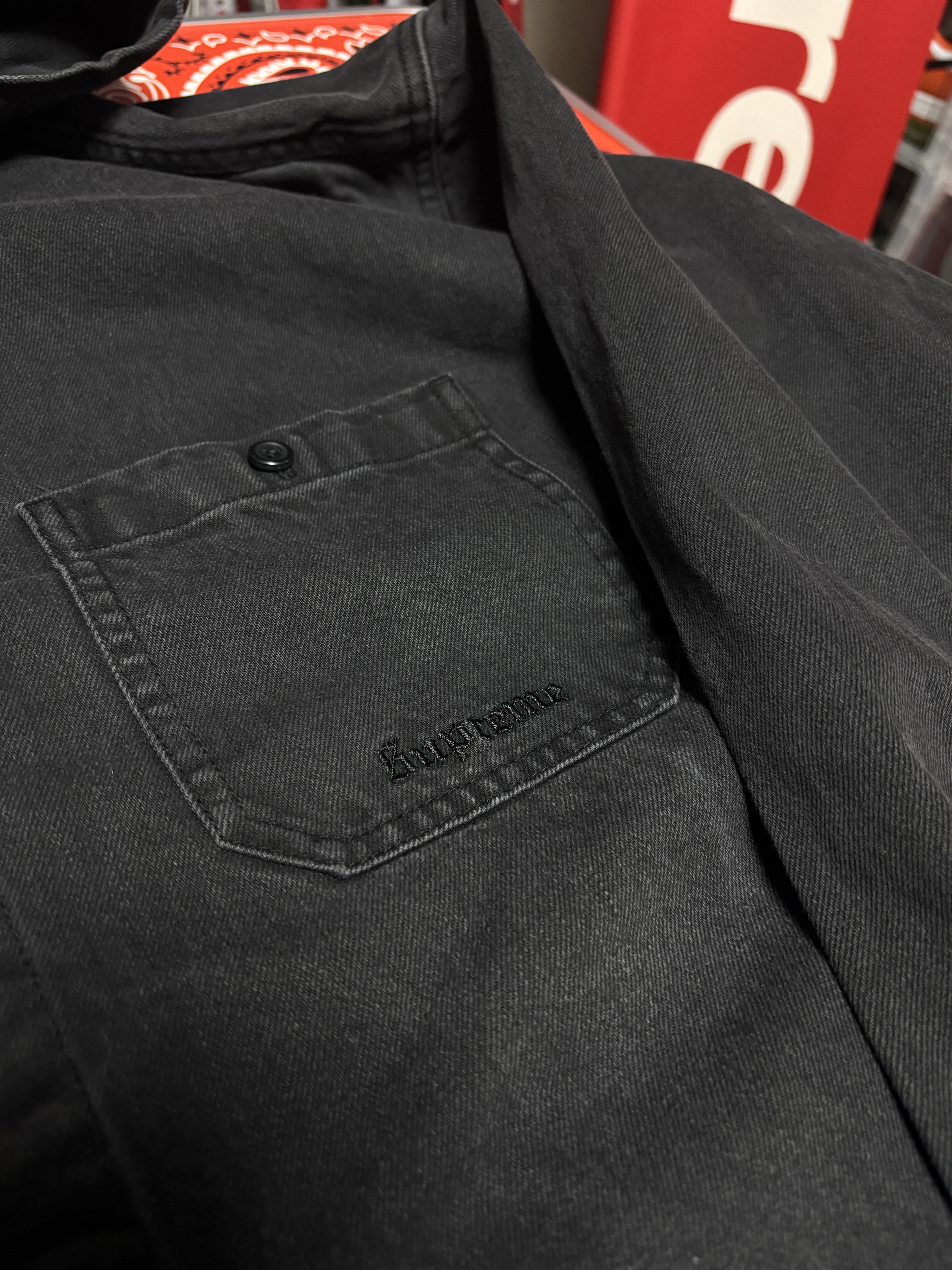 Supreme Hooded Denim Shirt Black - 25SS 착용 스타일 - 3