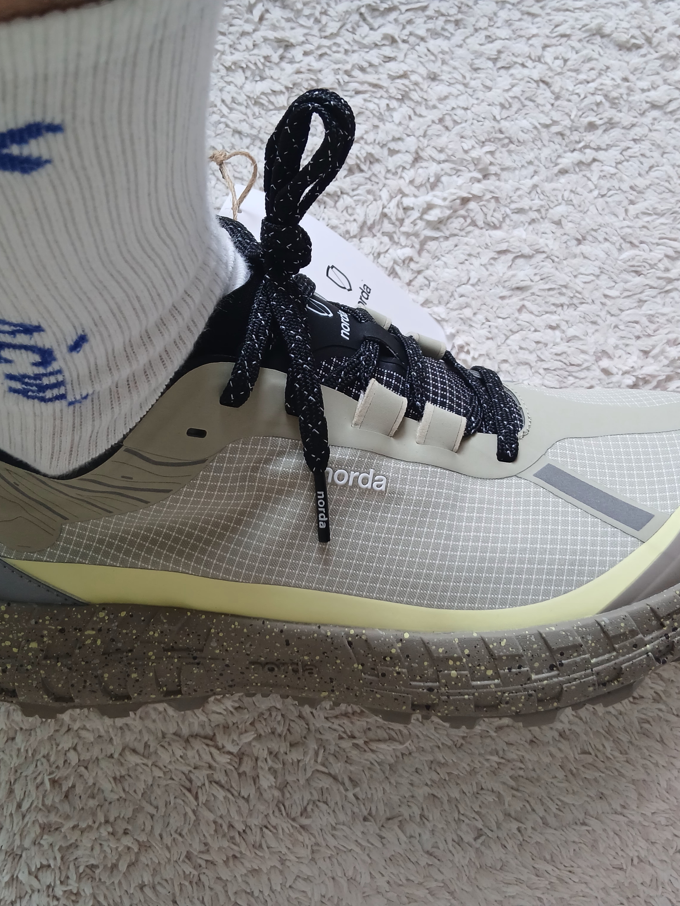 Norda 001A Calcite, Nike x Stussy Shorts Black (FJ9167-010) 착용 스타일 - 3