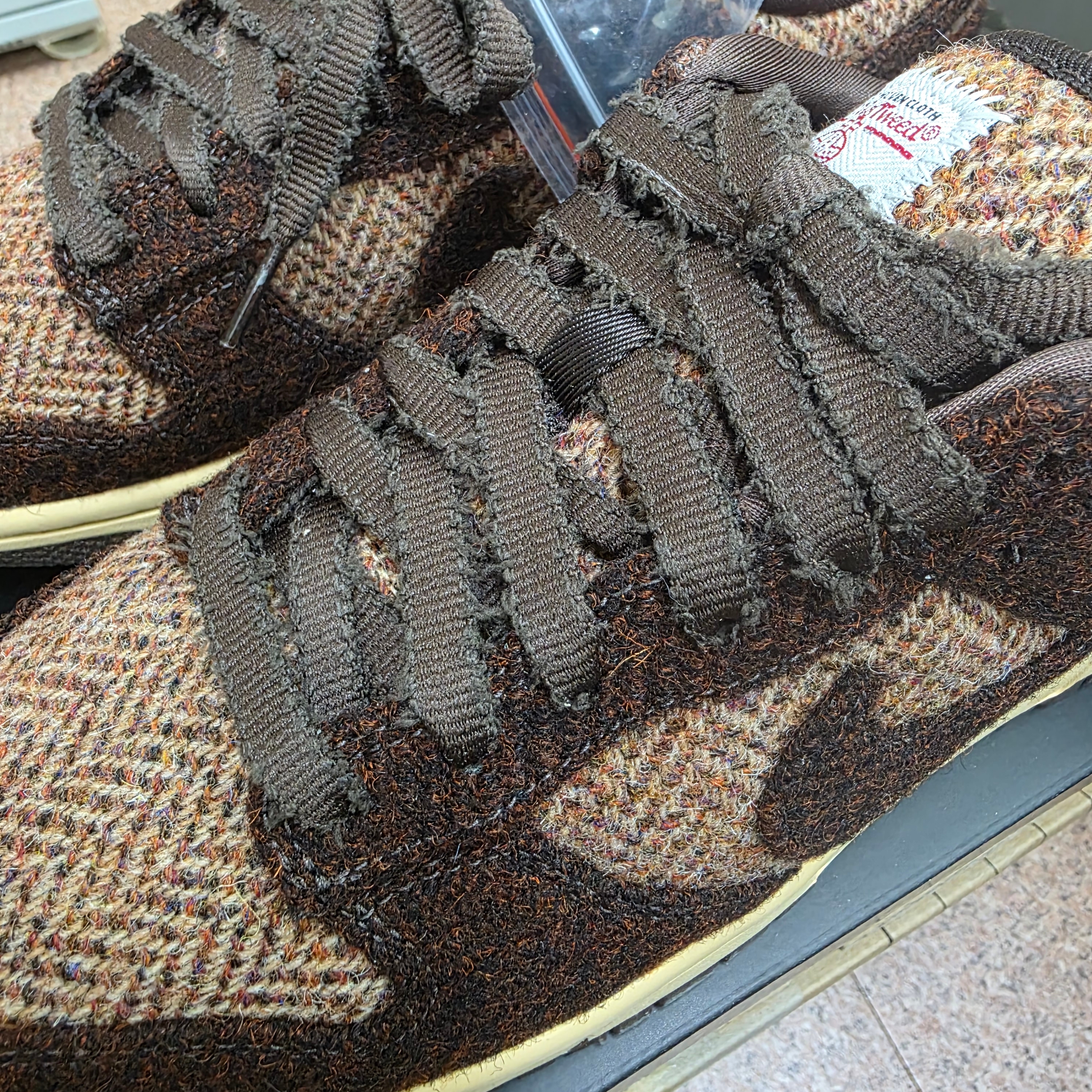 (W) Nike x Harris Tweed Dunk Low Sesame and Violet Mist 착용 스타일 - 2