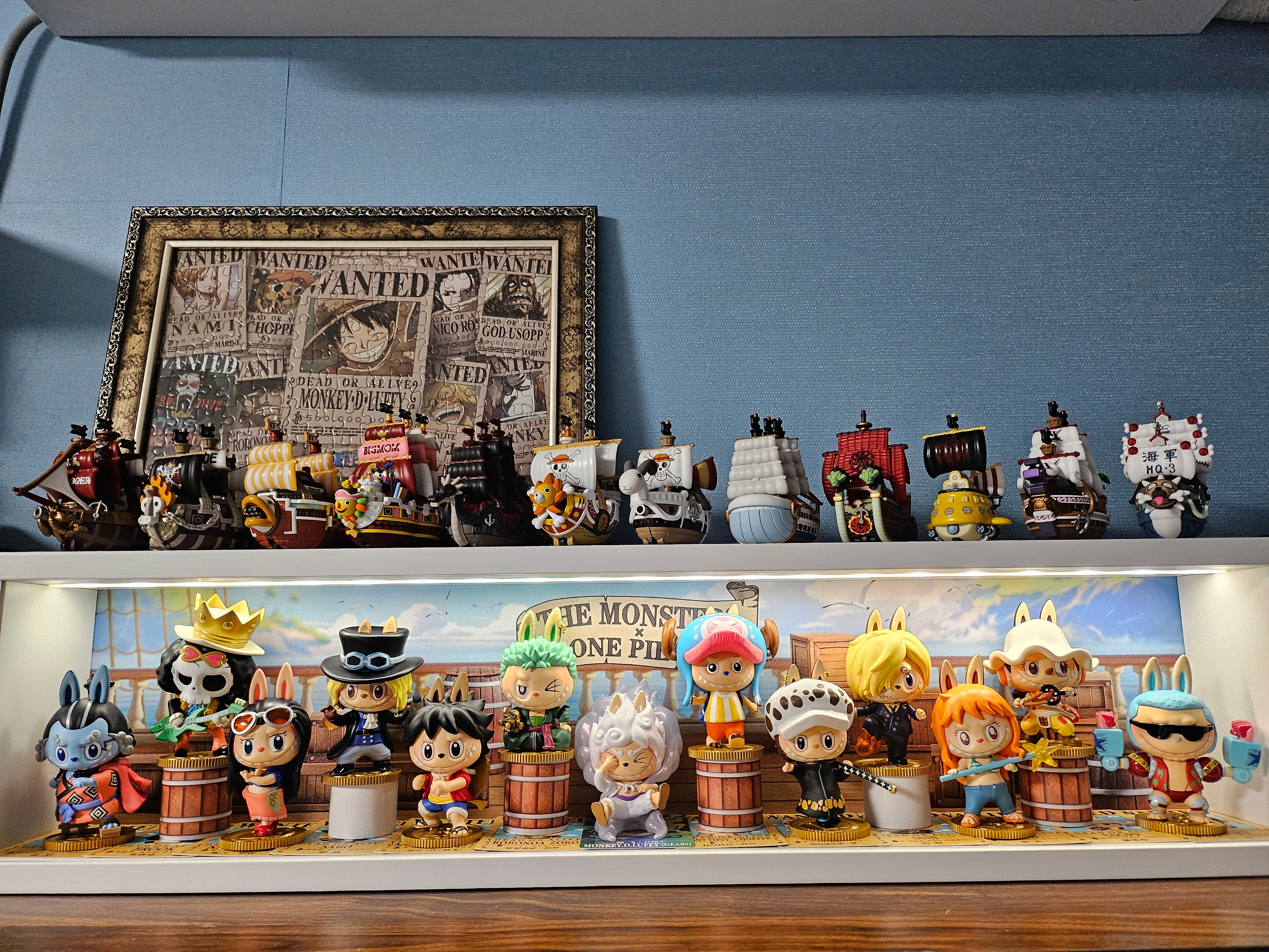 Pop Mart Labubu The Monsters x One Piece Series Figures Monkey.D.Luffy (Gear 5) (Opened Case) 착용 스타일