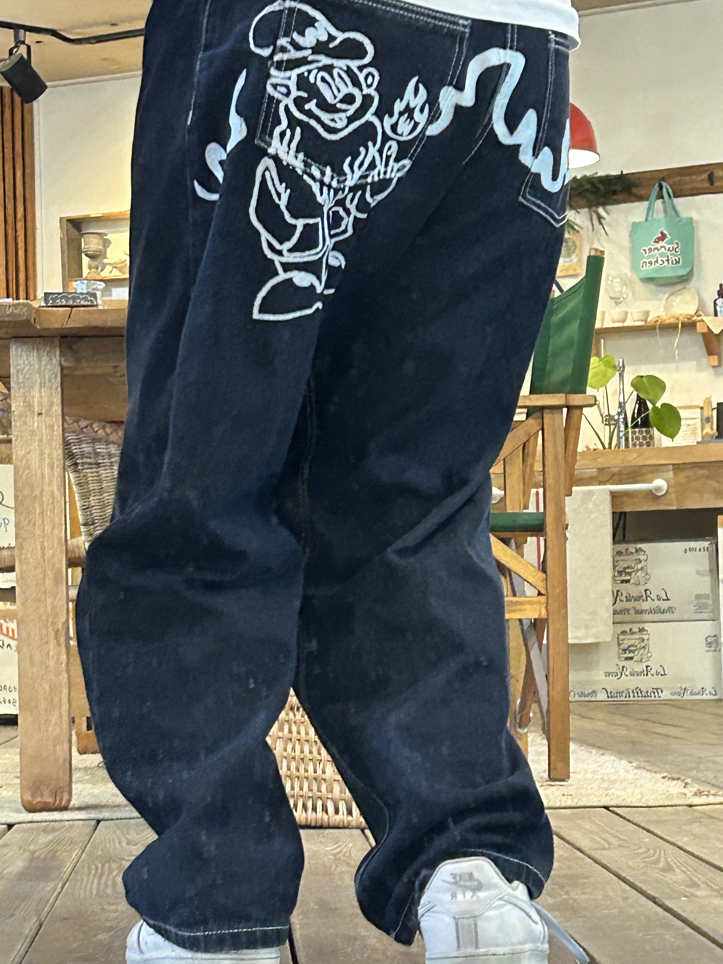 Play Comme des Garcons Red Heart T-Shirt White, Nike Air Force 1 '07 Low White 착용 스타일 - 3