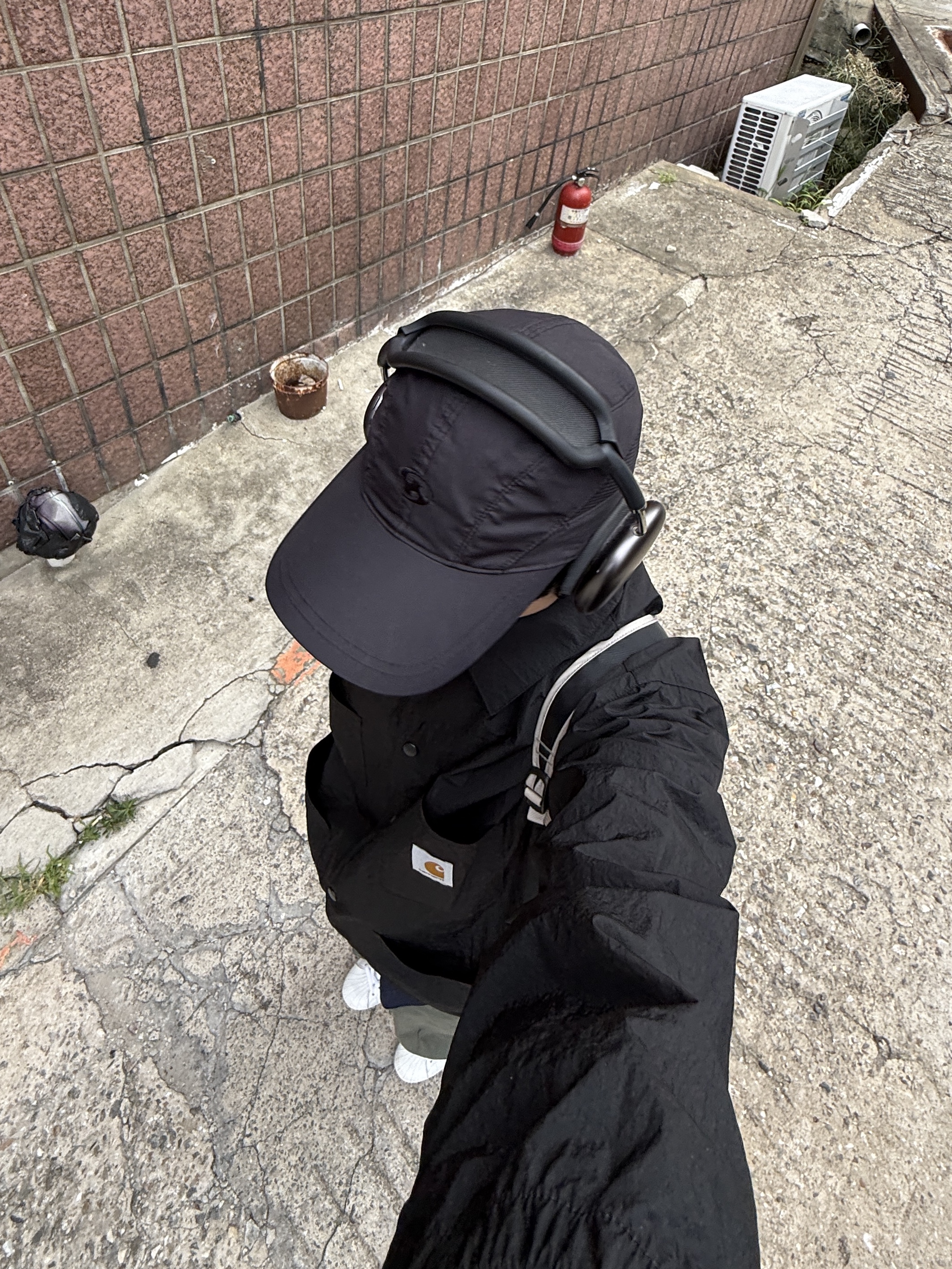 Adidas Superstar White Black, Uniqlo C Wide Parachute Pants Olive - KR 착용 스타일 - 3