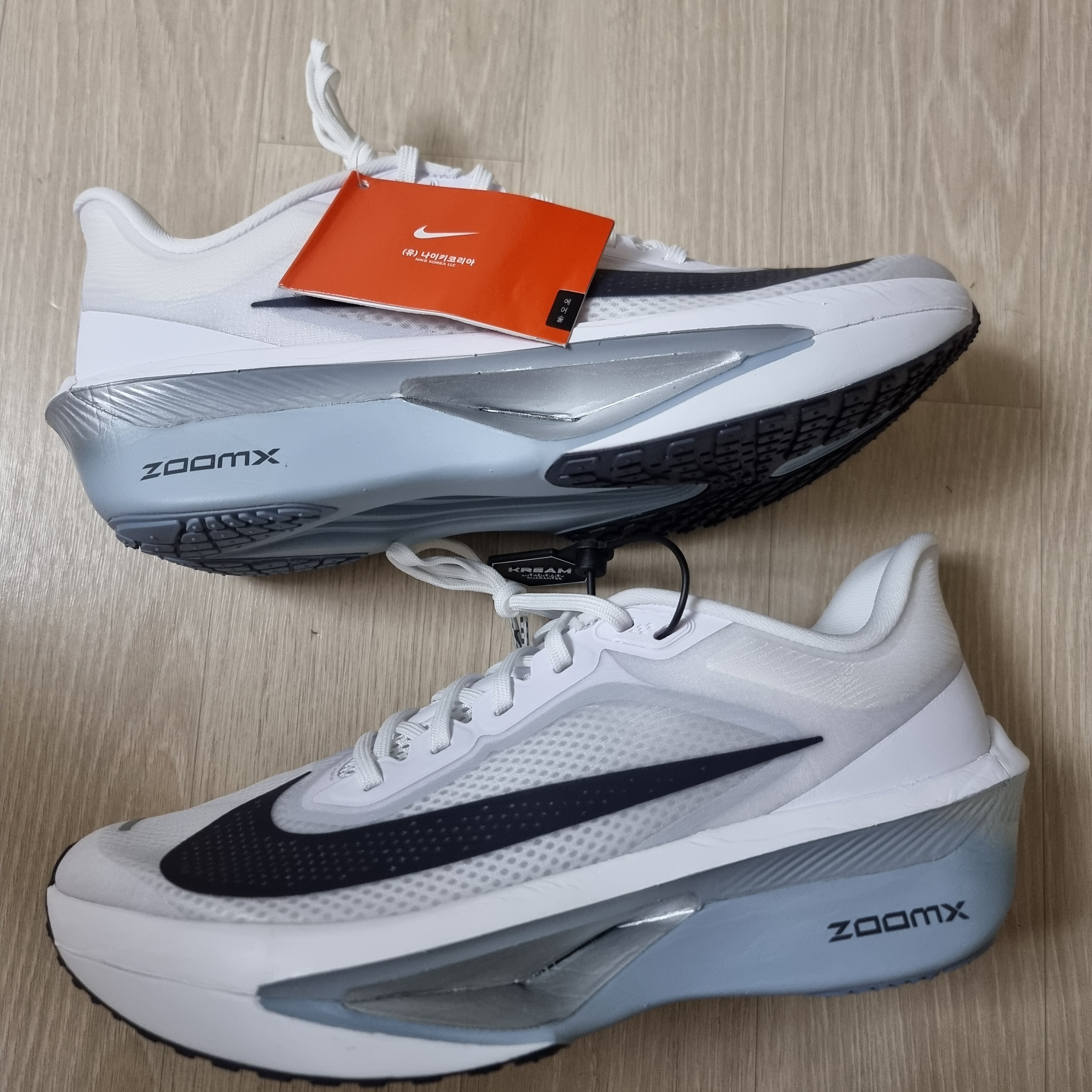 Nike Zoom Fly 6 White Pure Platinum 착용 스타일 - 1