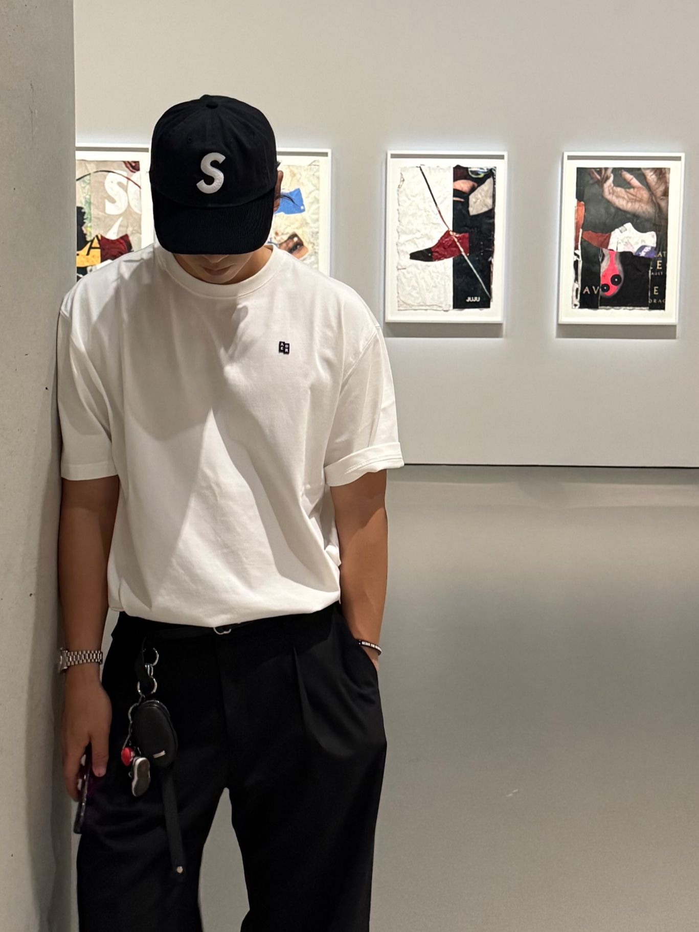 Supreme 2-Tone S Logo 6-Panel Black - 24SS, Ader Error Sig; TRS/BL Tag T-Shirt 01 Off White 착용 스타일