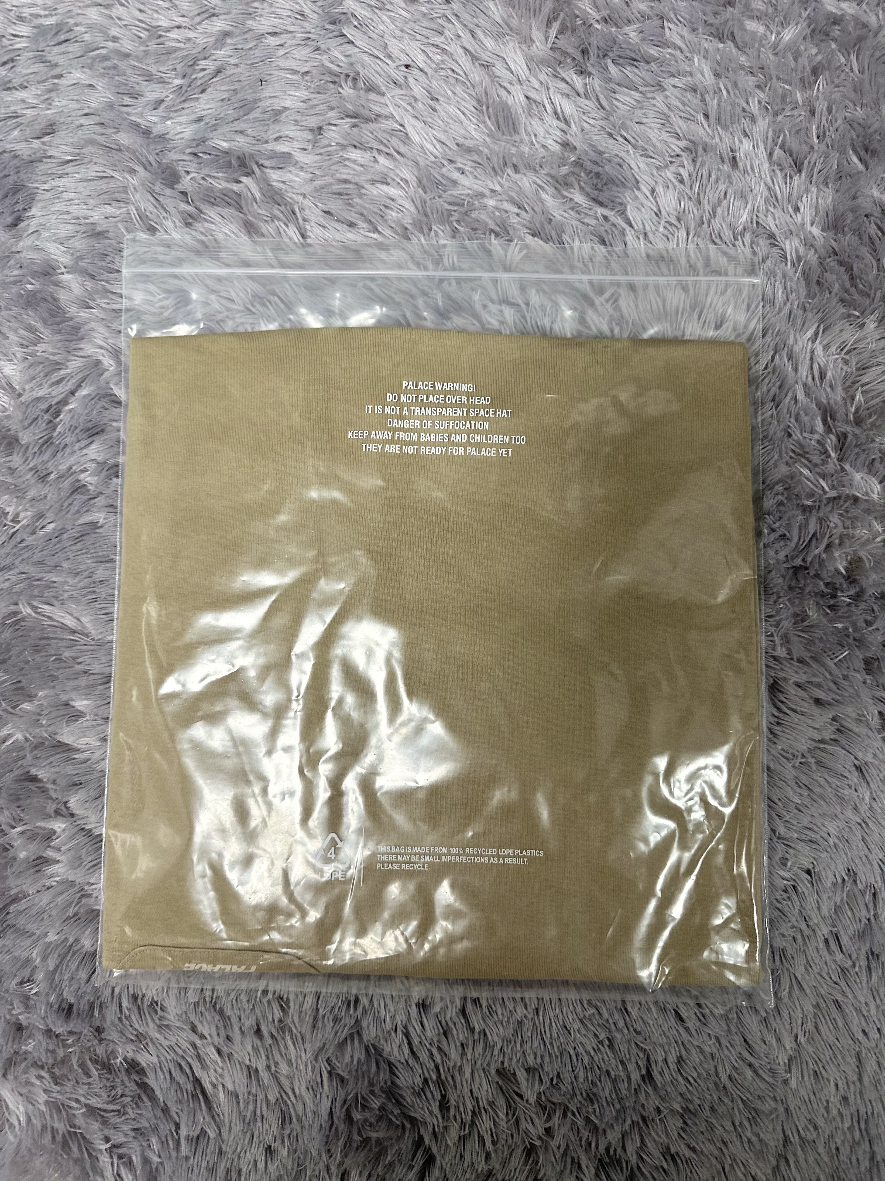 Palace x Neighborhood Pocket T-Shirt Incense - 25FW 착용 스타일 - 2