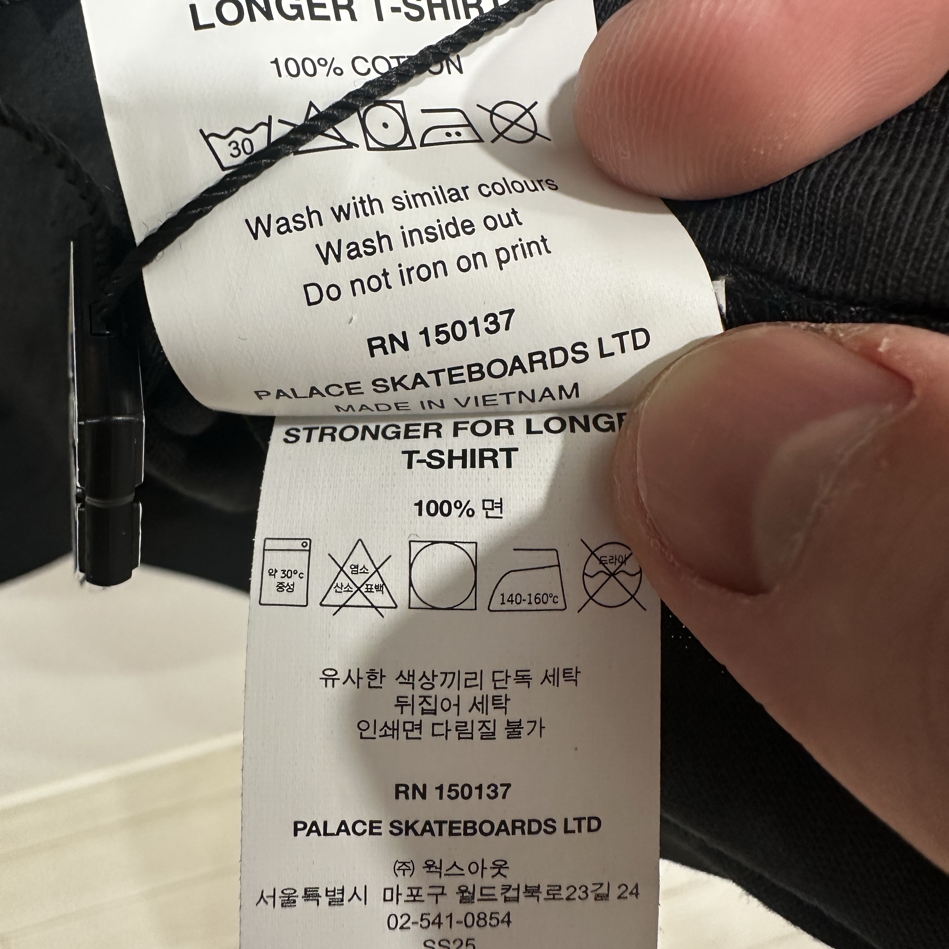 Palace Stronger For Longer T-Shirt Black - 25SS 착용 스타일 - 4