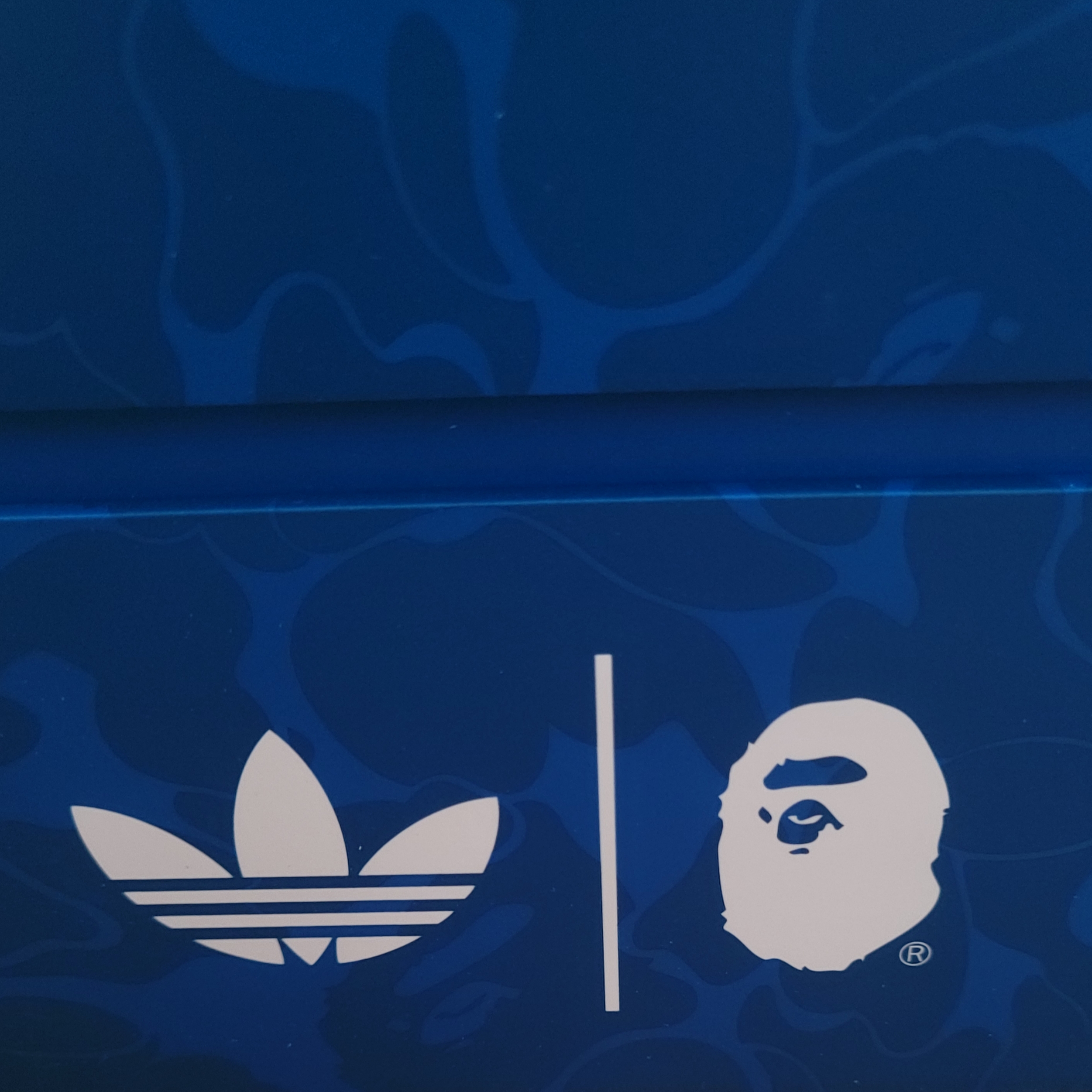 Adidas x BAPE Samba Footwear White Core Black 착용 스타일 - 1