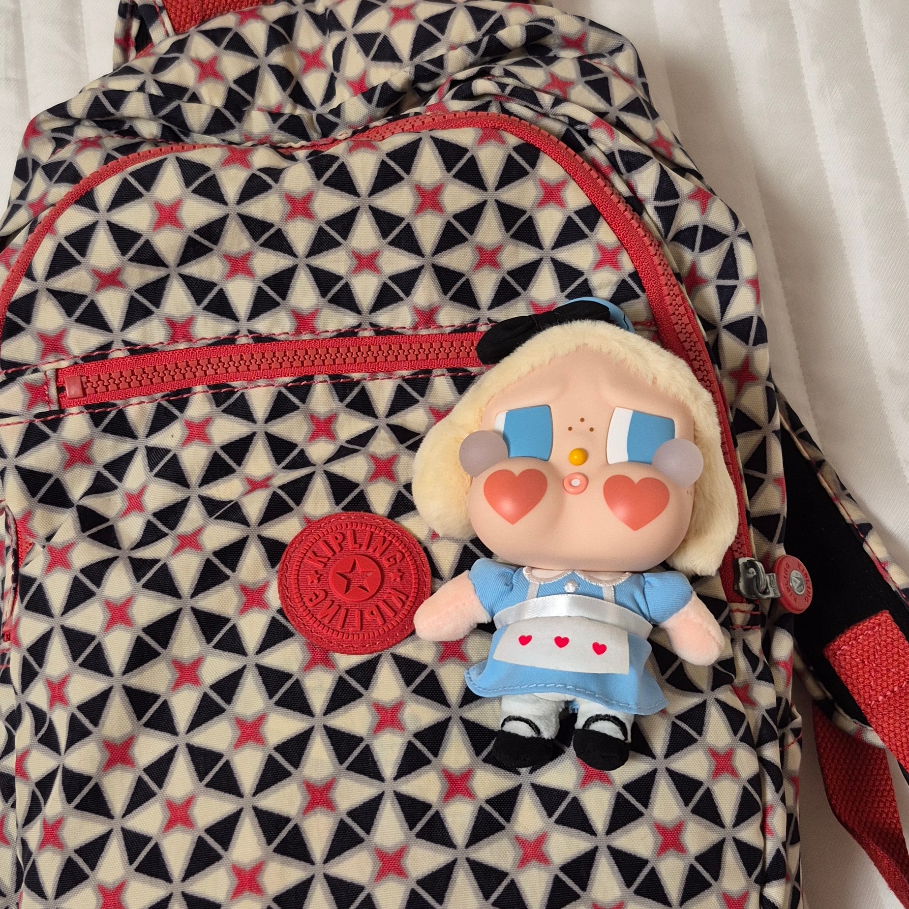 Pop Mart Crybaby Crying Again Series Plush Keyring Sealed Case (1 Blind Box) 착용 스타일 - 2