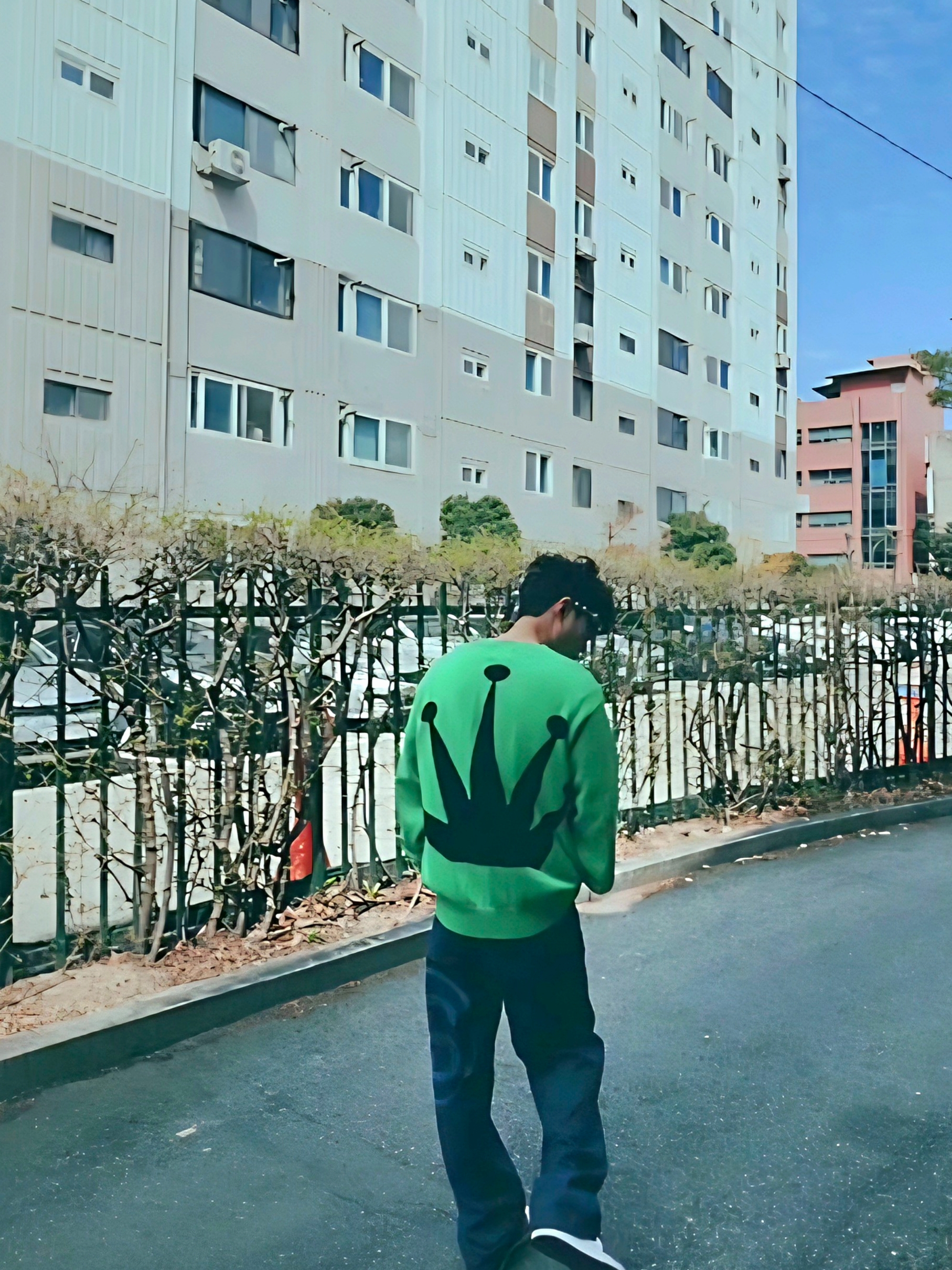 Stussy Bent Crown Sweater Lime, Stussy SS Link Big OL' Jean One Wash 착용 스타일 - 2