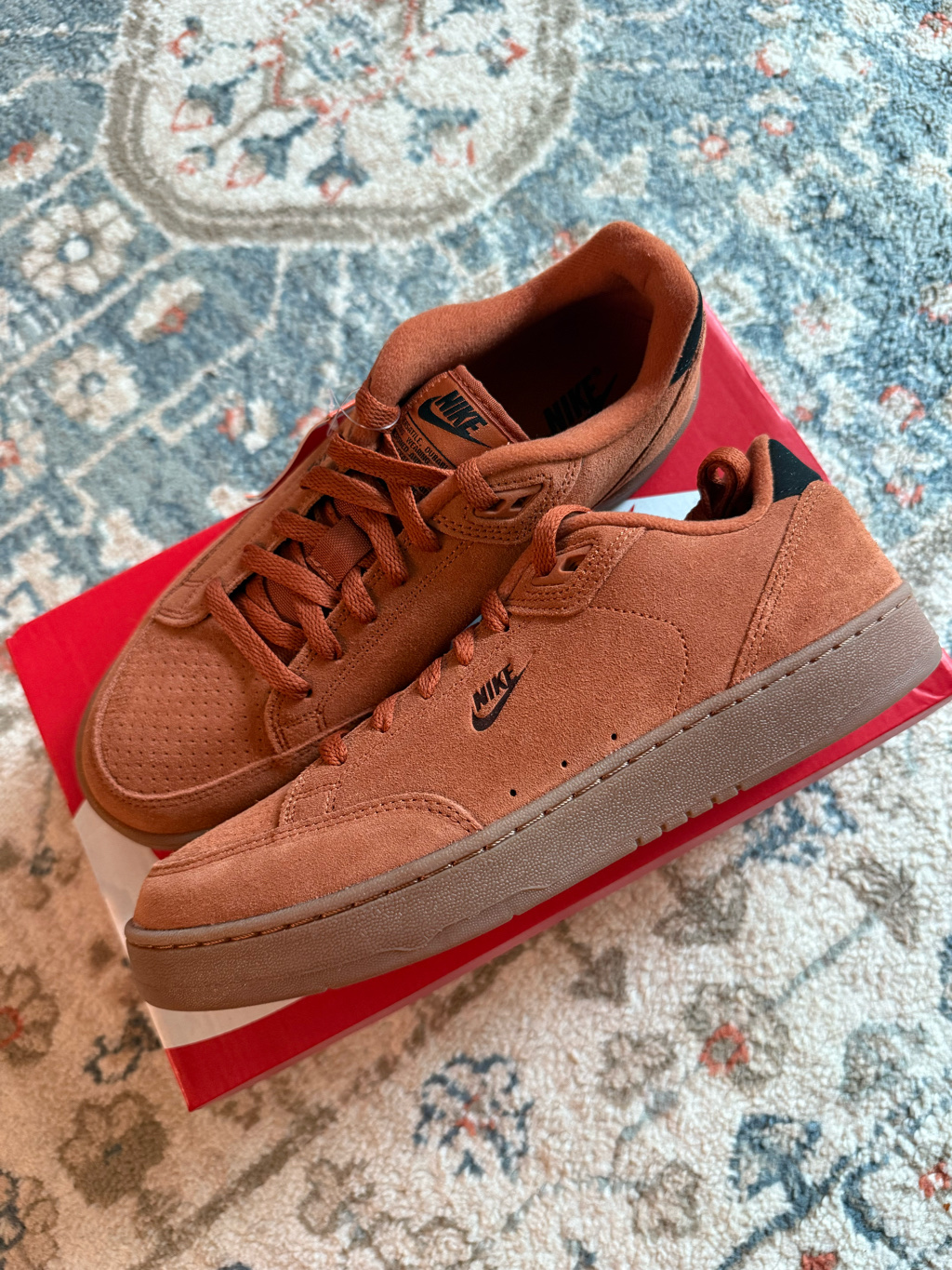 Nike Grandstand 2 Dark Russet Black 착용 스타일 - 1