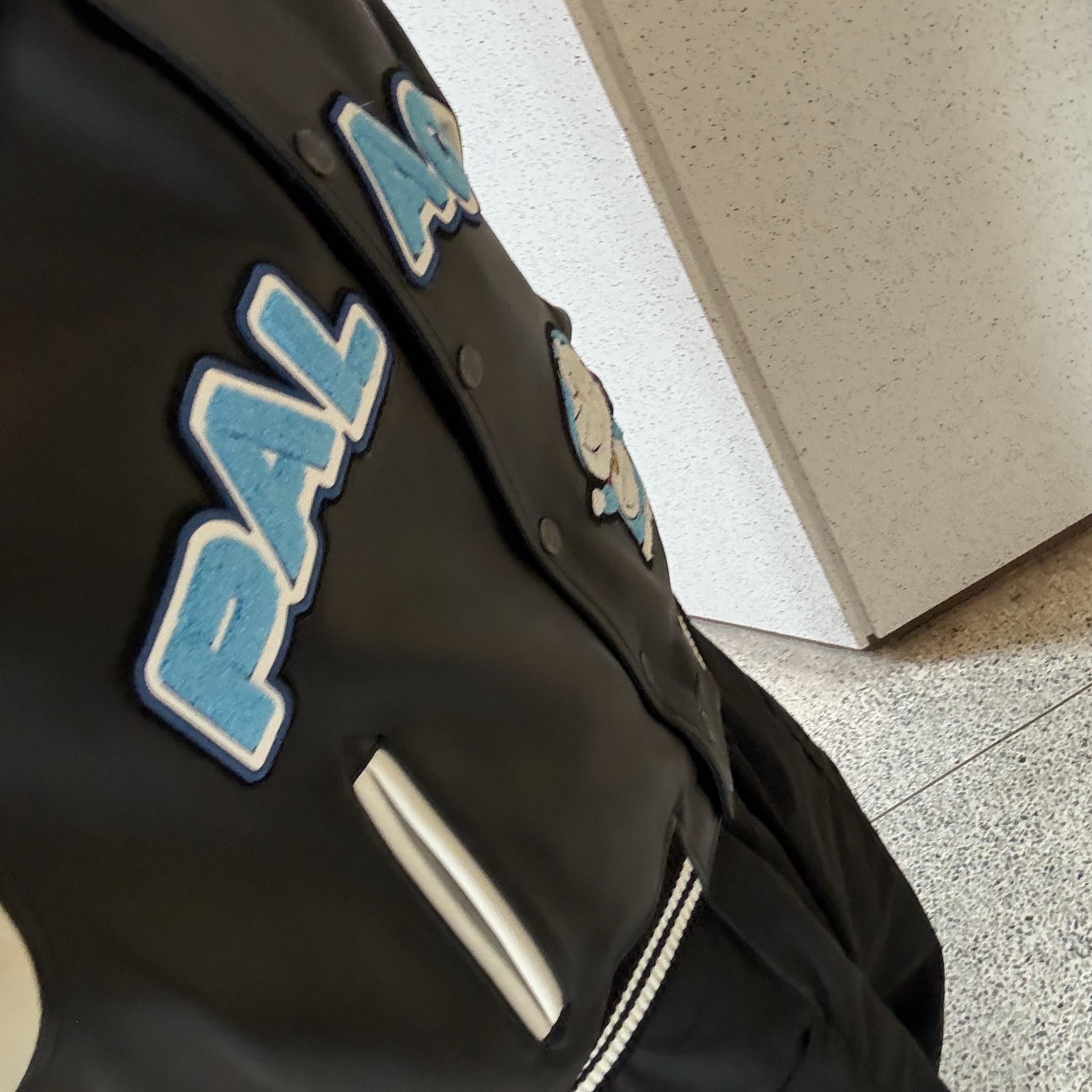 Palace x Doraemon Avirex Jacket Black - 25FW, Dr. Martens x Supreme Studded Penton Loafers Black - 25SS 착용 스타일