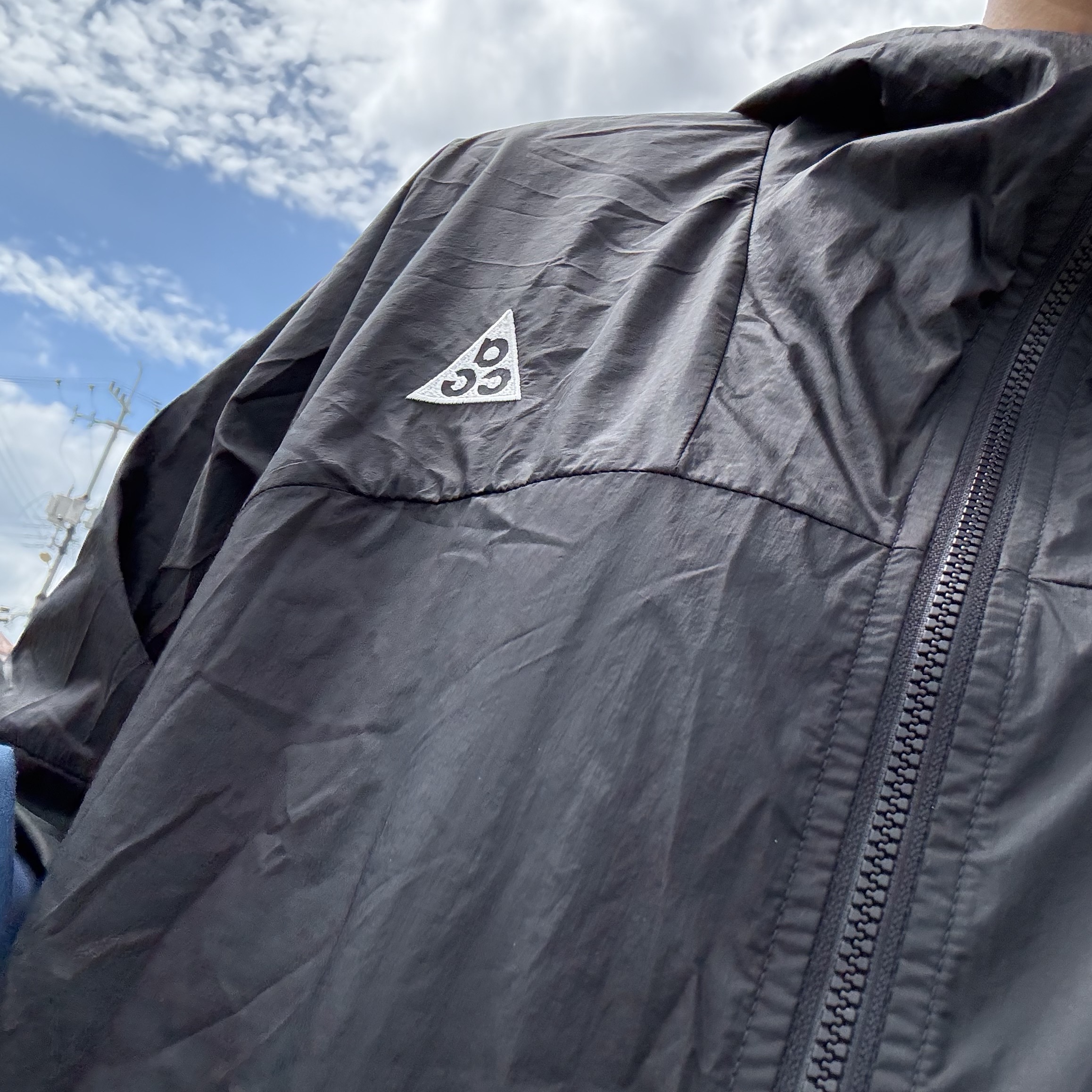 Nike ACG Cinder Cone Windproof Jacket Black Anthracite - Asia 착용 스타일