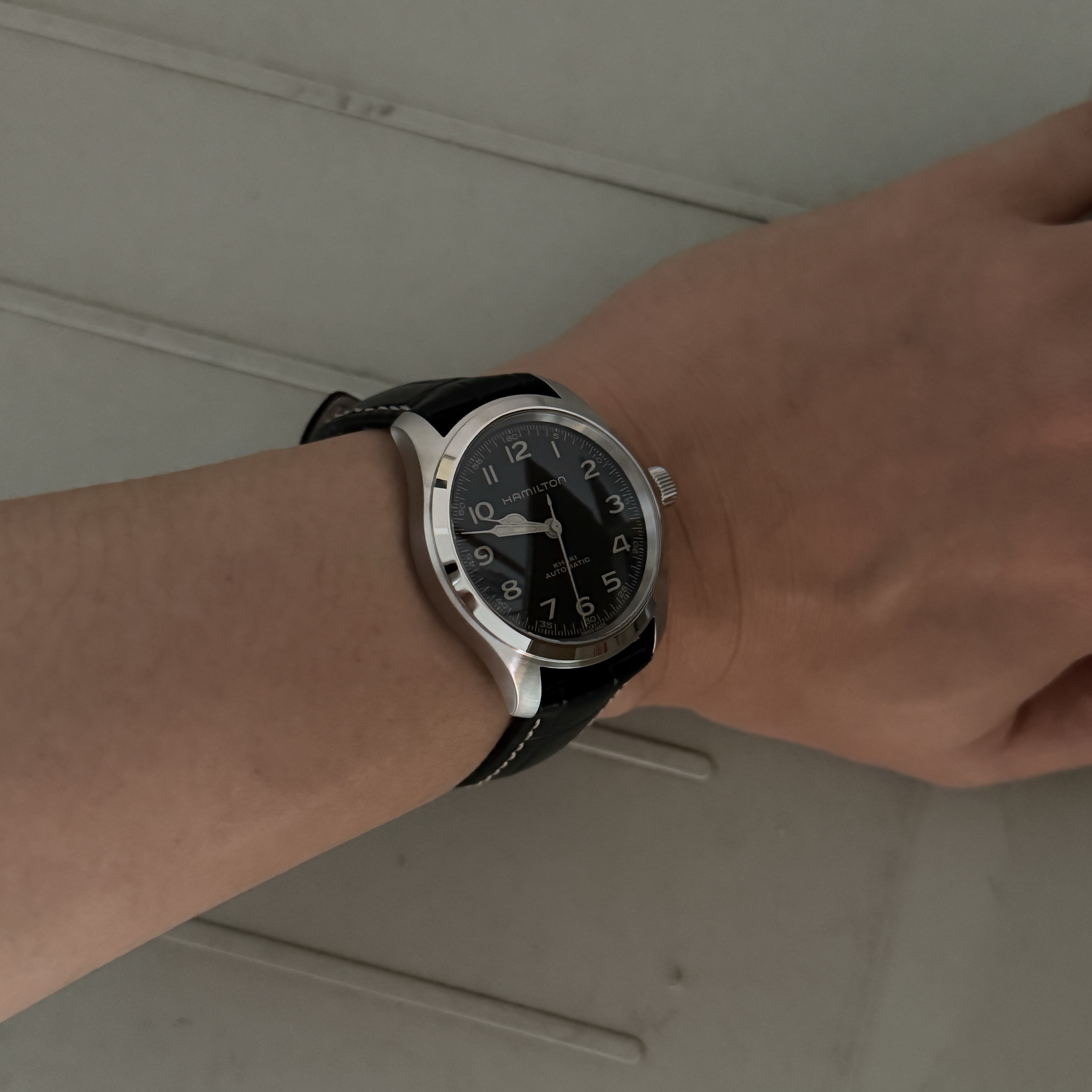Hamilton Khaki Field Murph 38mm Automatic Stainless Steel Leather Black 착용 스타일