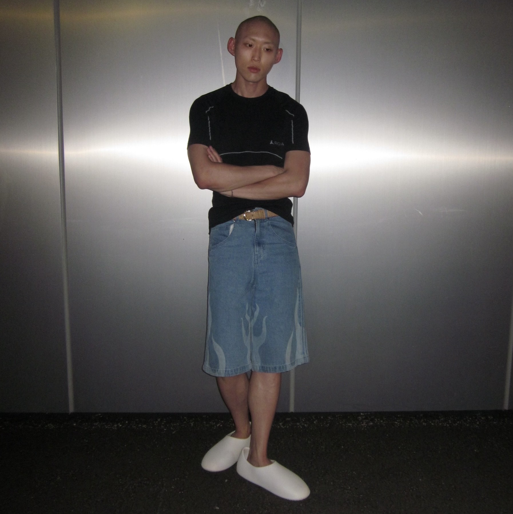 Adidas Flames Denim Shorts Blue - KR Sizing, Yeezy SL-01 White 착용 스타일