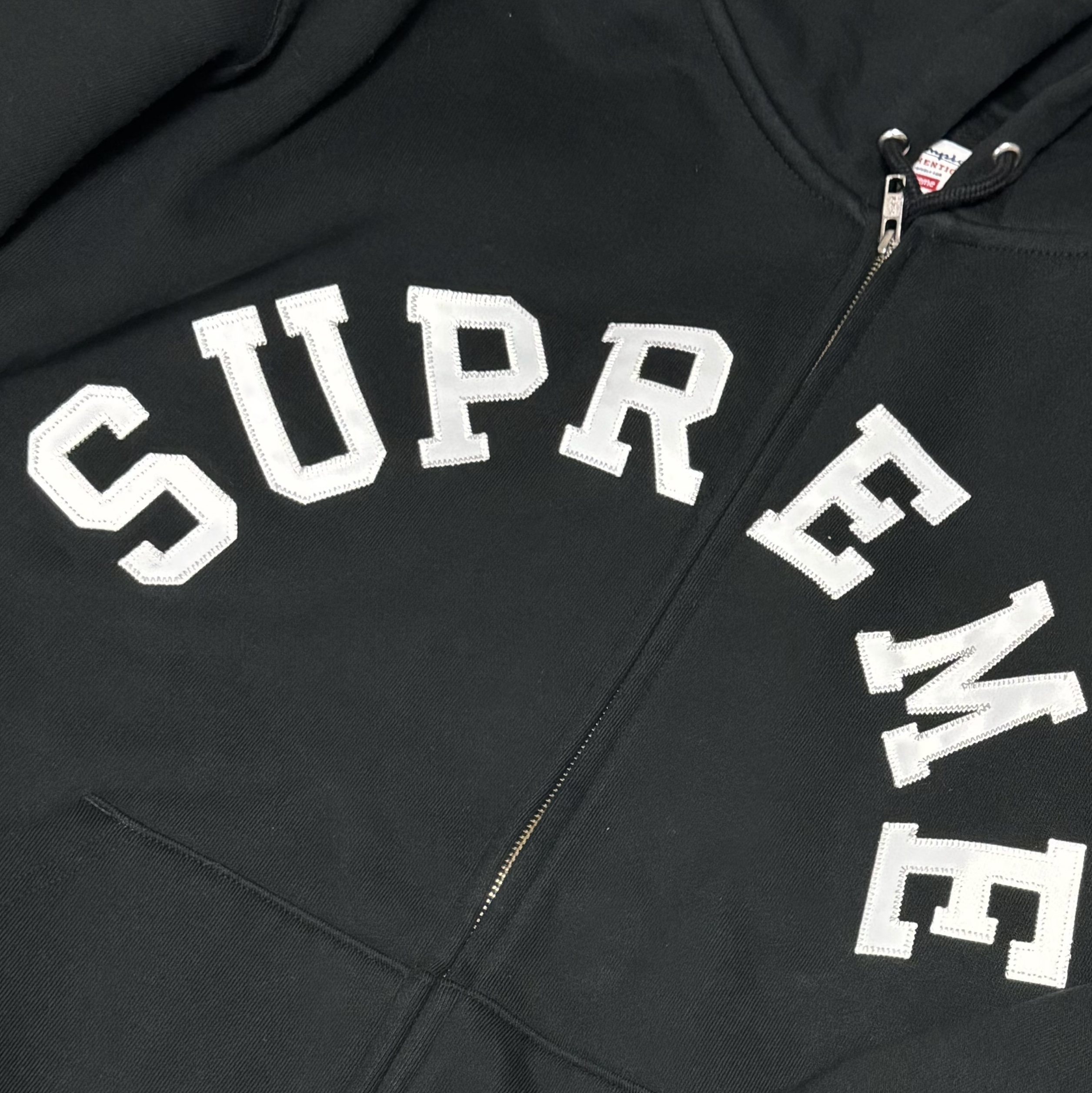 Supreme x Champion Zip Up Hooded Sweatshirt Black - 24SS 착용 스타일