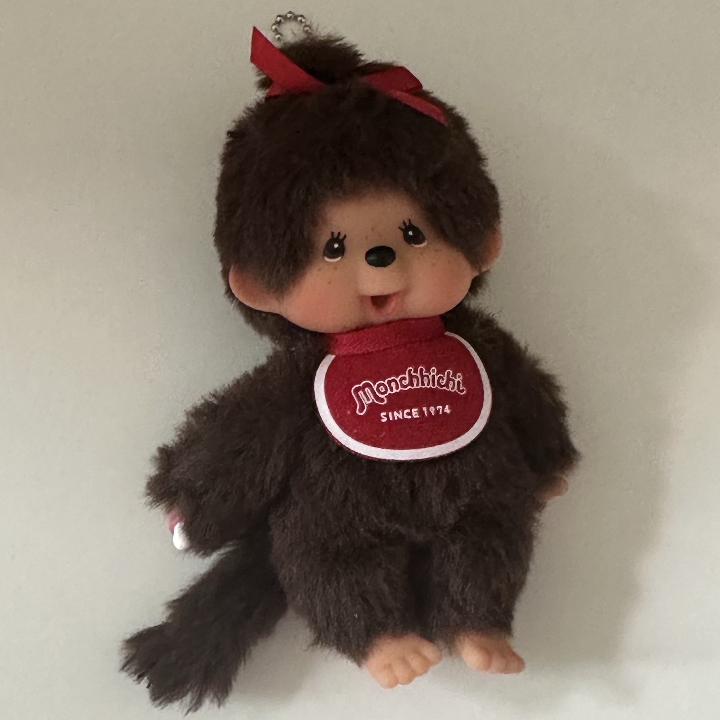 Monchhichi SS Girl Key Chain Brown 착용 스타일 - 1