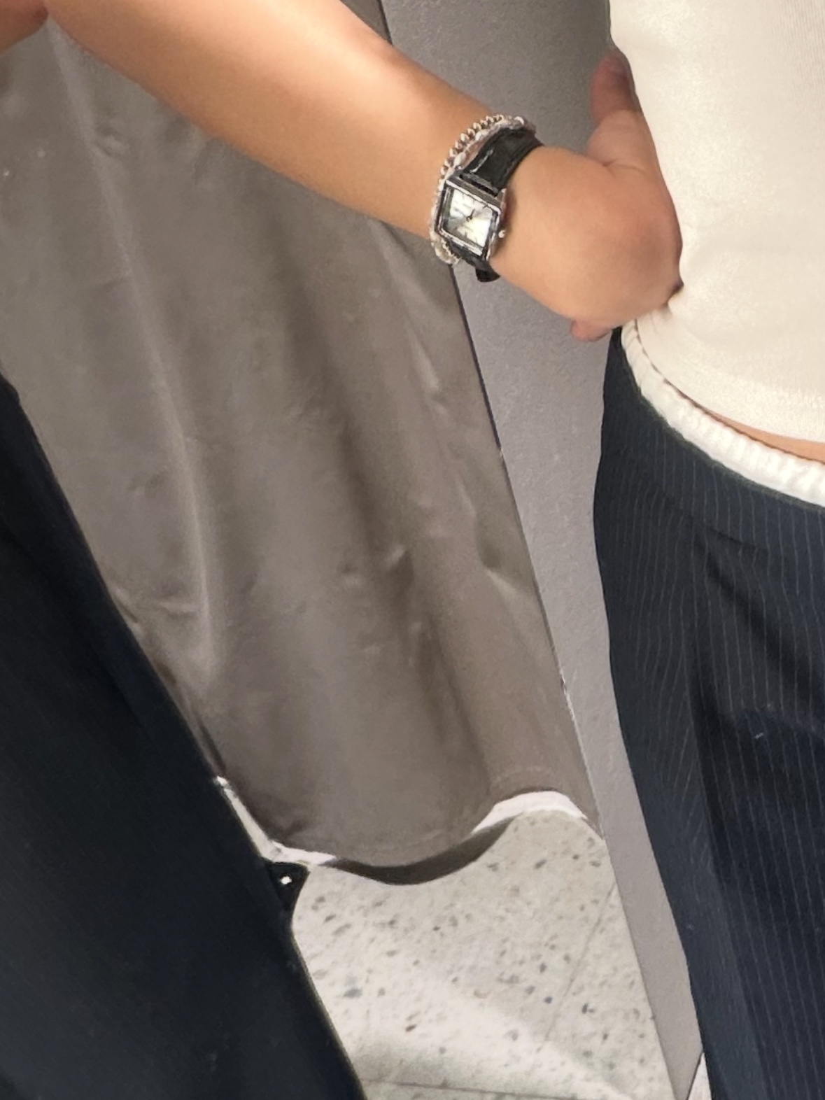 Casio LTP-V007D-7E, Casio LTP-V007L-7E1 착용 스타일