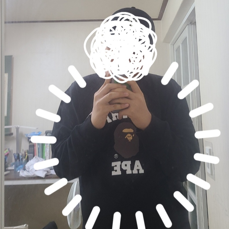 BAPE College L/S T-Shirt Black 착용 스타일