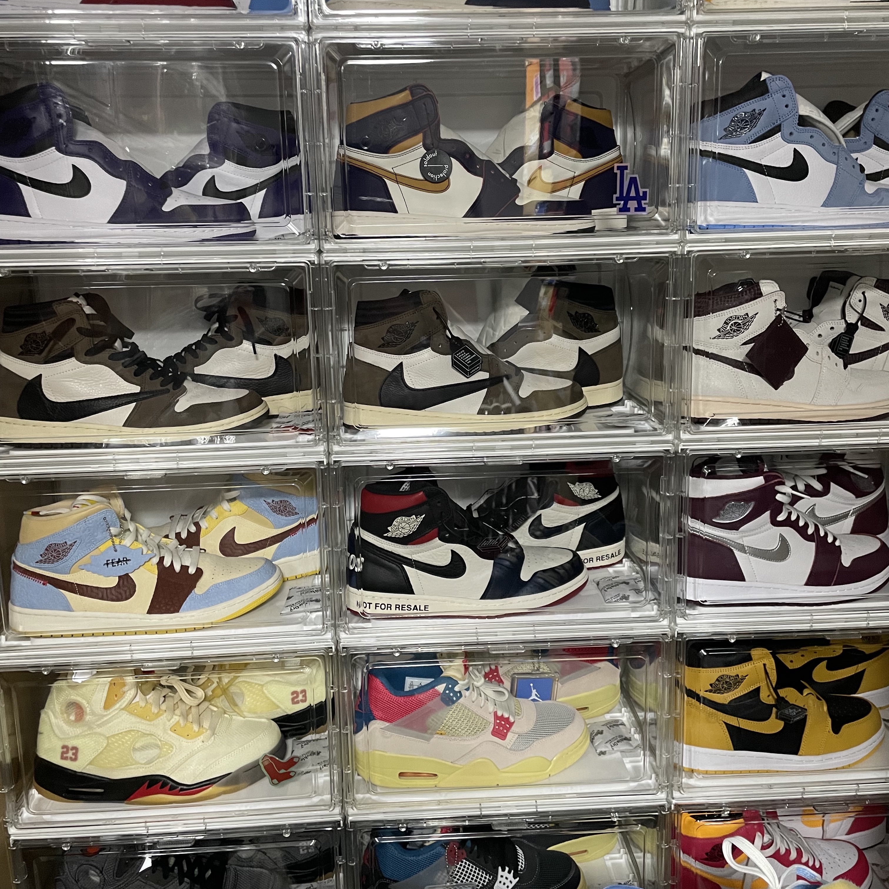 Jordan 1 Retro High Not for Resale Varsity Red 착용 스타일 - 6