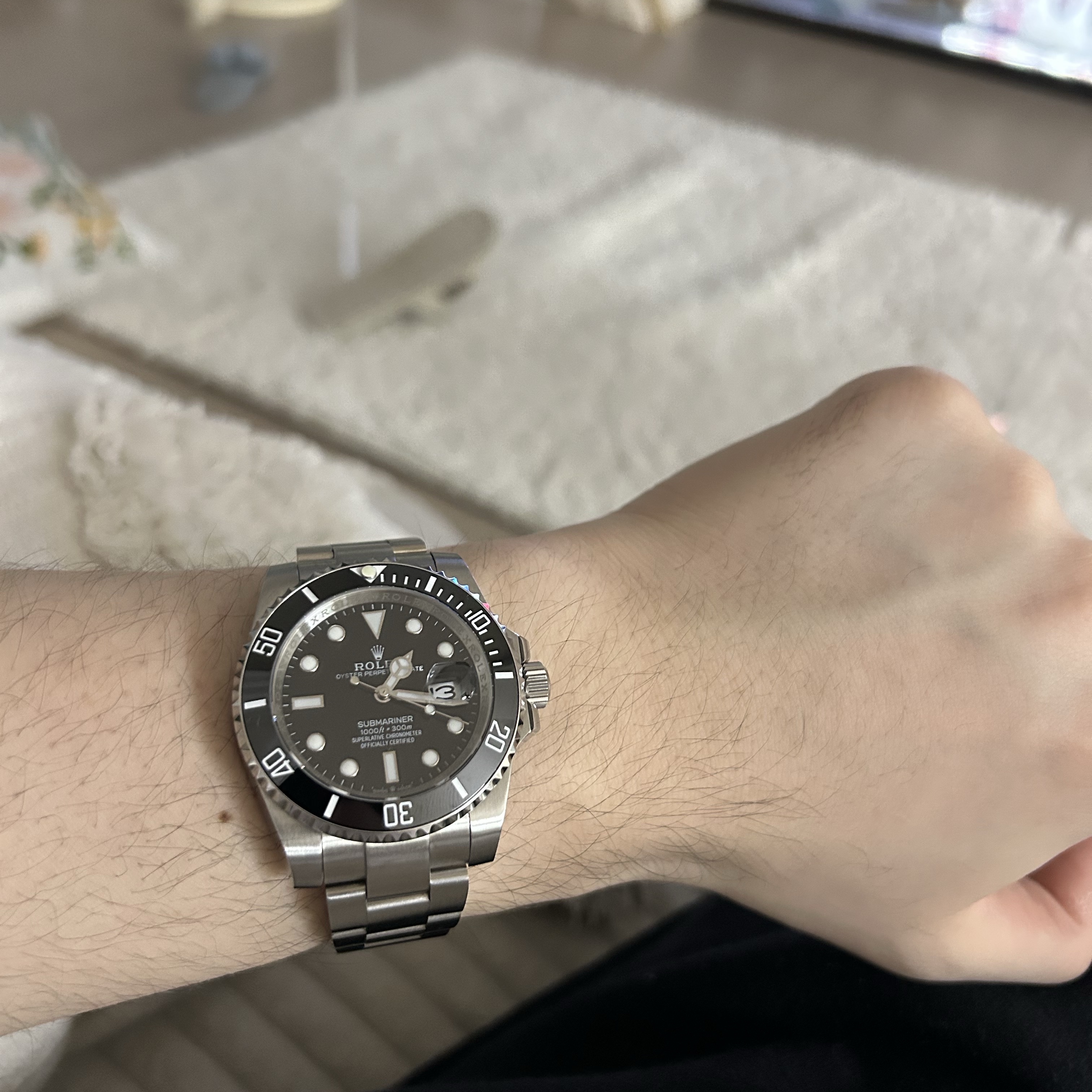 Rolex Submariner Date 41mm 126610LN Black Oyster 착용 스타일