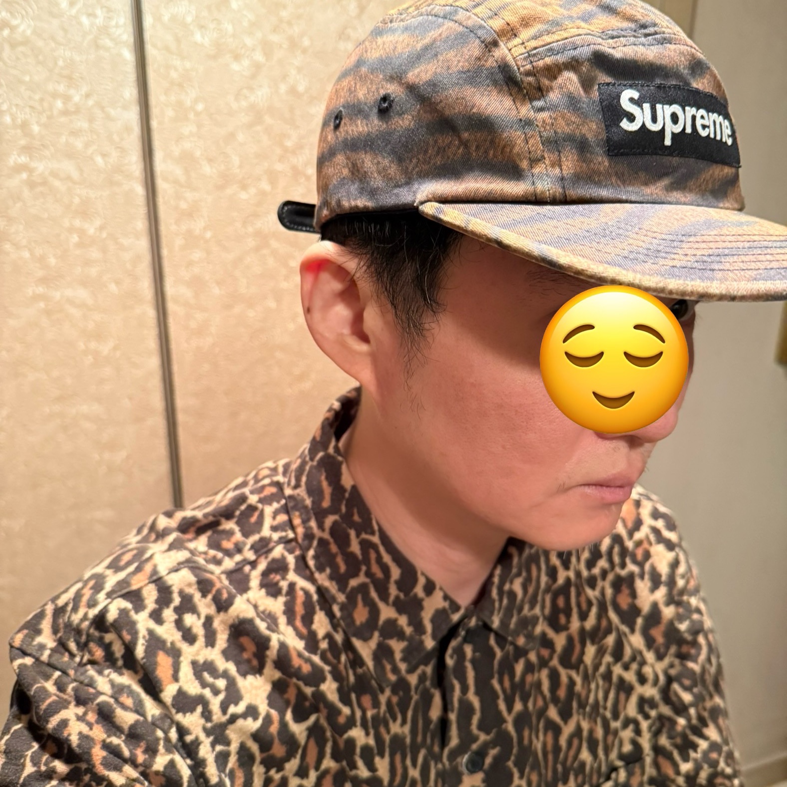 Supreme Washed Chino Twill Camp Cap Tiger - 25FW, Supreme Flannel Pajama Shirt Leopard - 25FW 착용 스타일 - 6