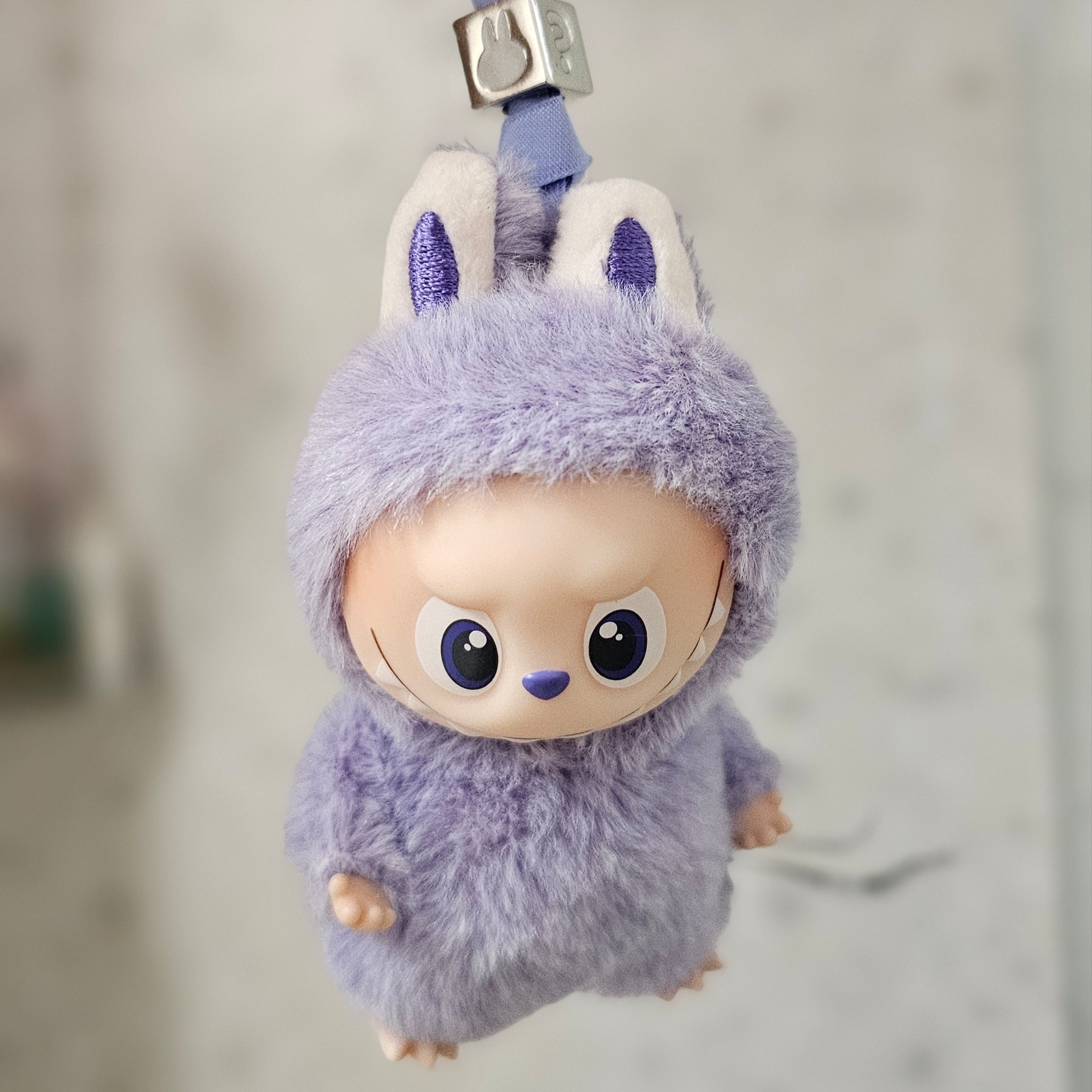 Pop Mart Labubu The Monsters Pin For Love Series Vinyl Plush Pendant (A-M) ? (Opened Case), Pop Mart Labubu The Monsters Highlight Series Luck Keyring (Opened Case) 착용 스타일 - 2