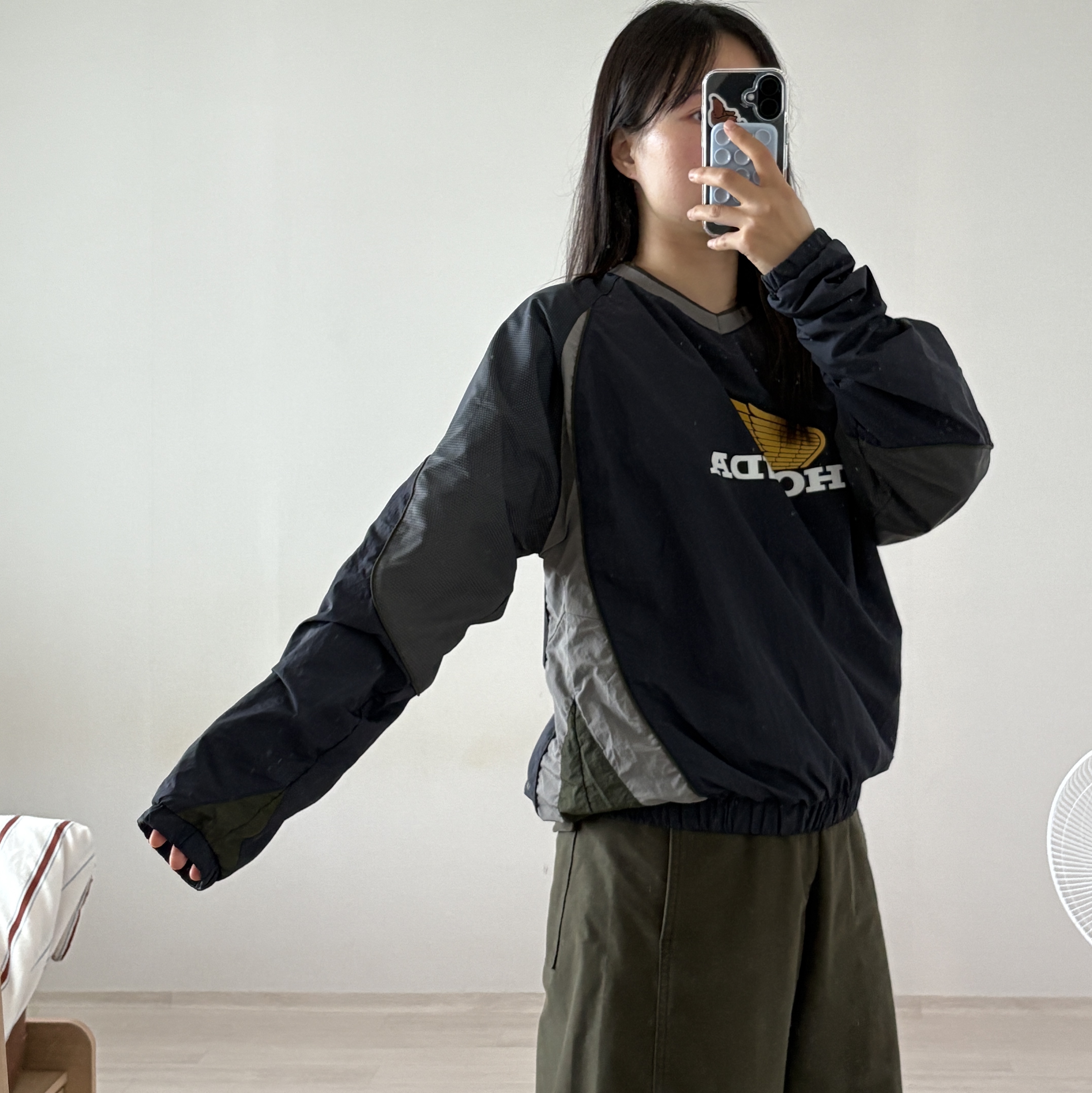 Honda Vintage Logo Speed Track nylon Long Sleeve Khaki 착용 스타일 - 3