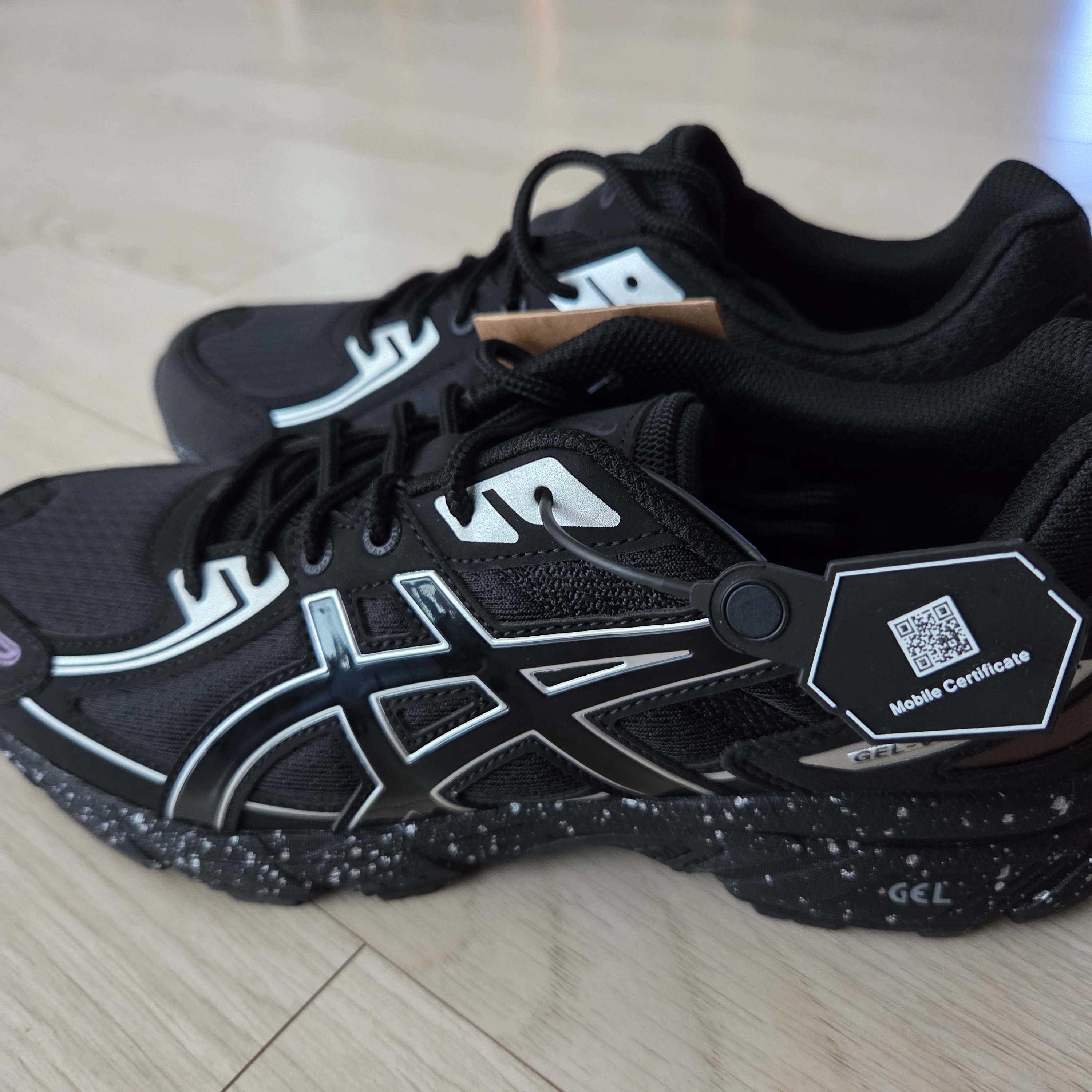 Asics Gel-Venture 6 Trail Black 착용 스타일 - 2