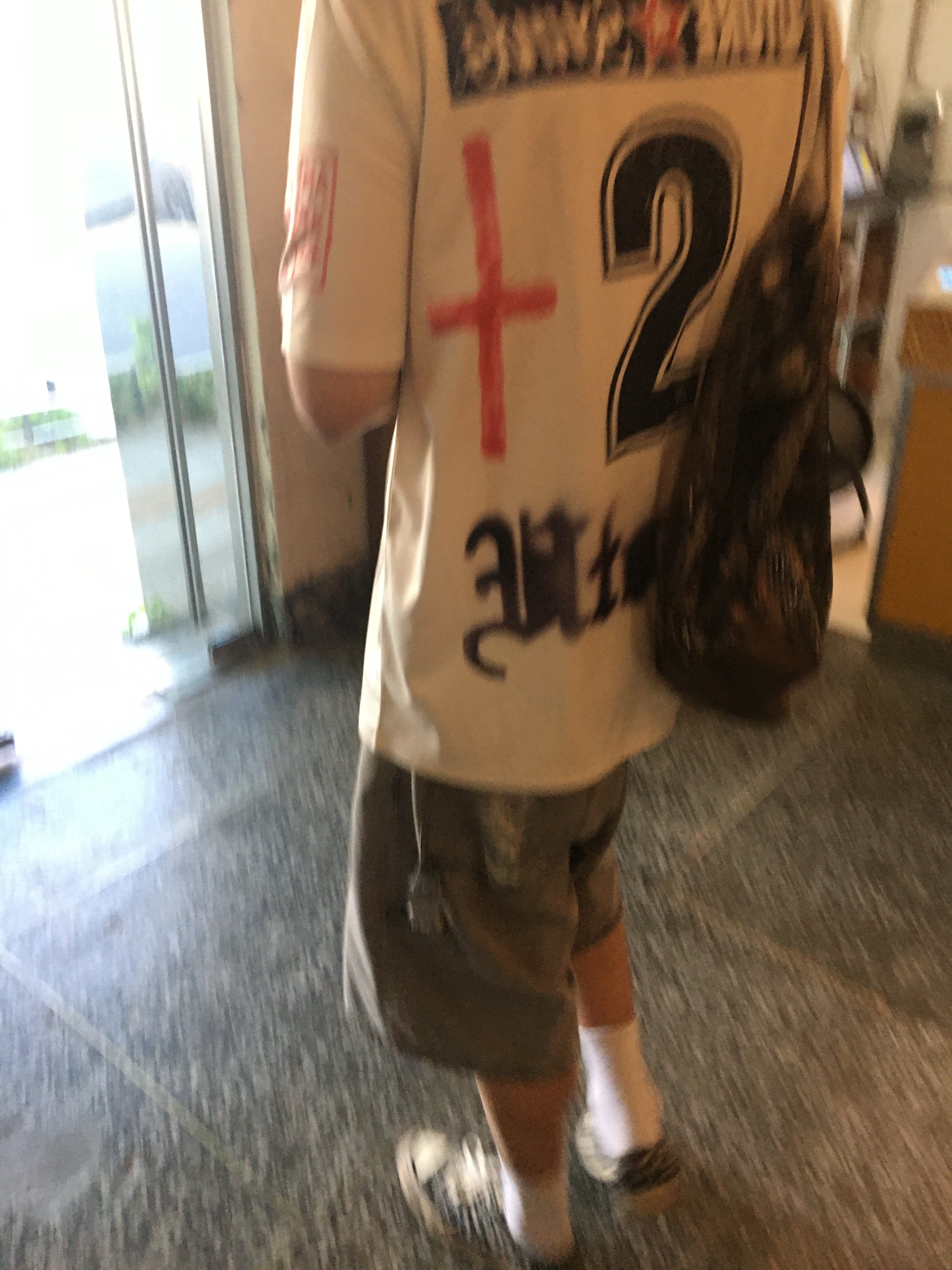 Travis Scott England Soccer Jersey White 착용 스타일