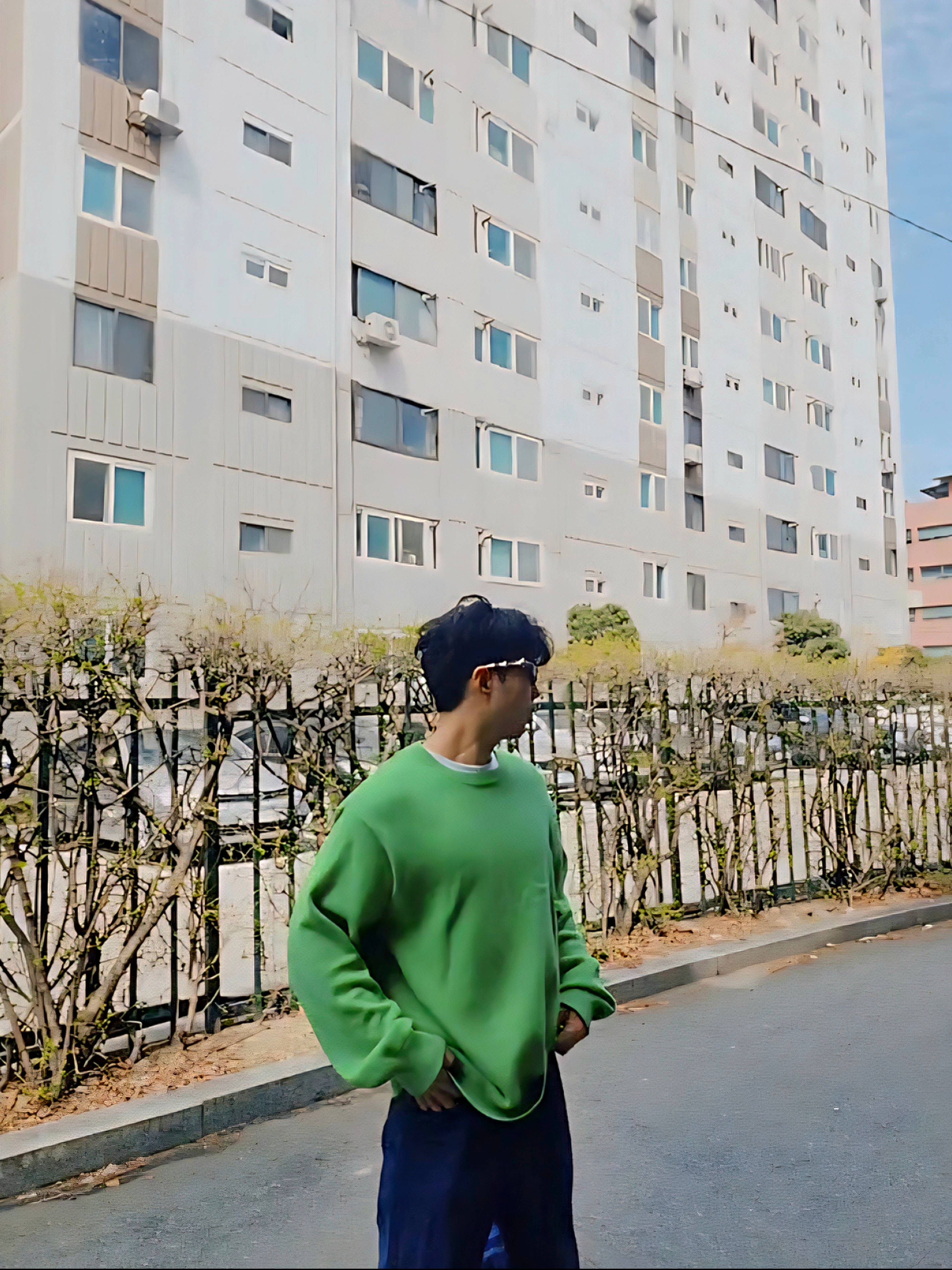 Stussy Bent Crown Sweater Lime, Stussy SS Link Big OL' Jean One Wash 착용 스타일 - 1