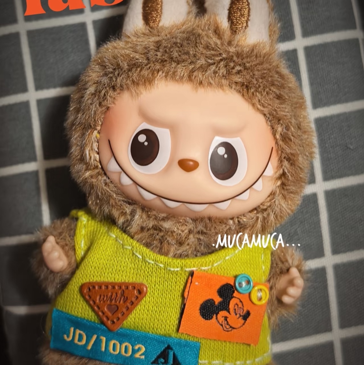 Pop Mart Labubu The Monsters Pin For Love Series Vinyl Plush Pendant (N-Z) & (Opened Case) 착용 스타일