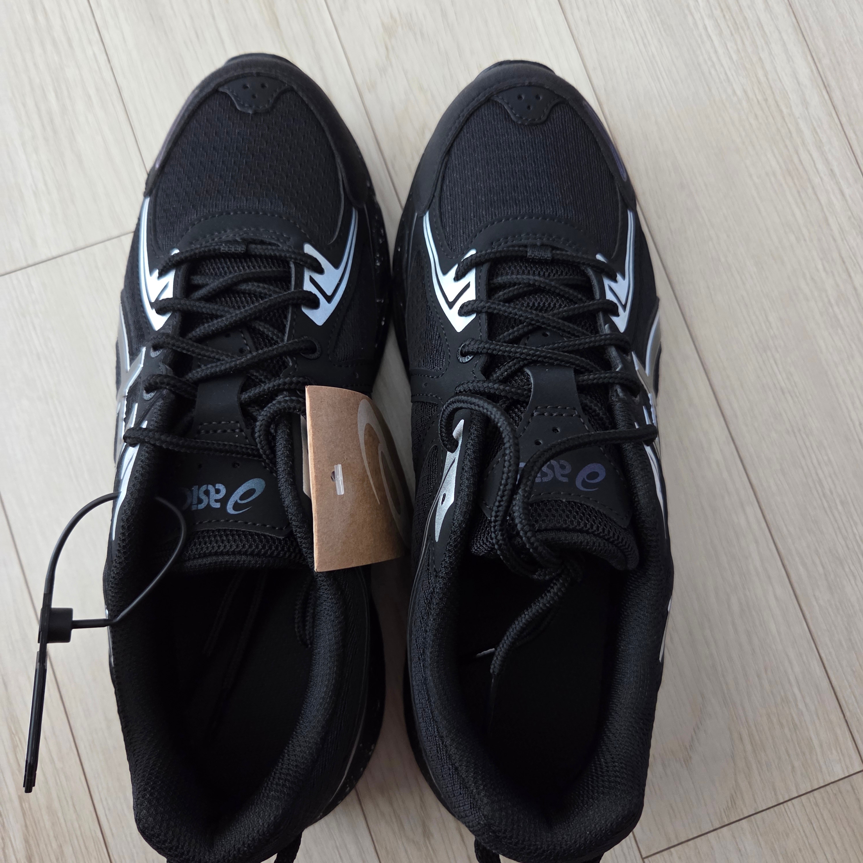 Asics Gel-Venture 6 Trail Black 착용 스타일 - 4