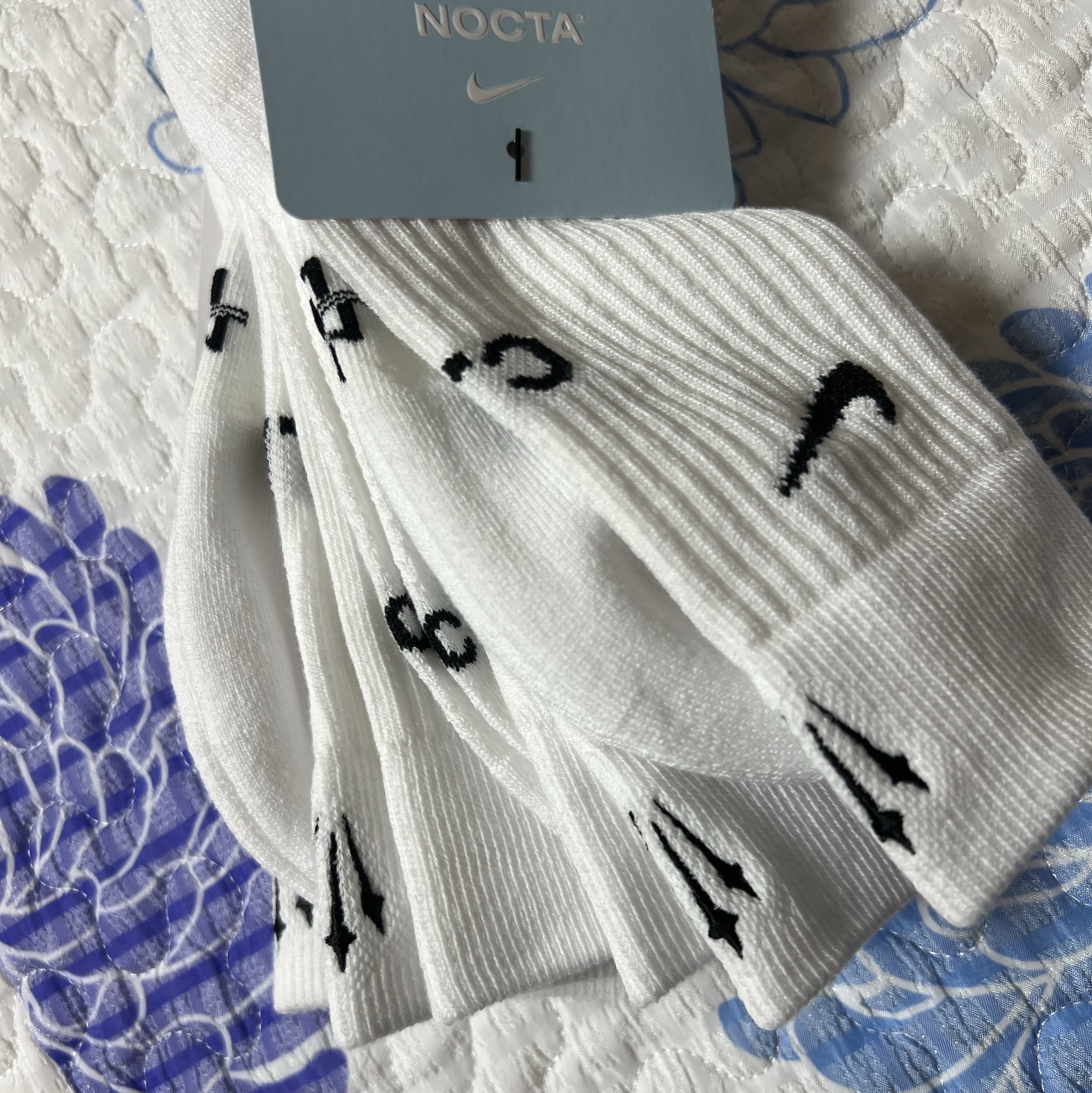 Nike x Drake Nocta Socks White (3 Pack) 착용 스타일