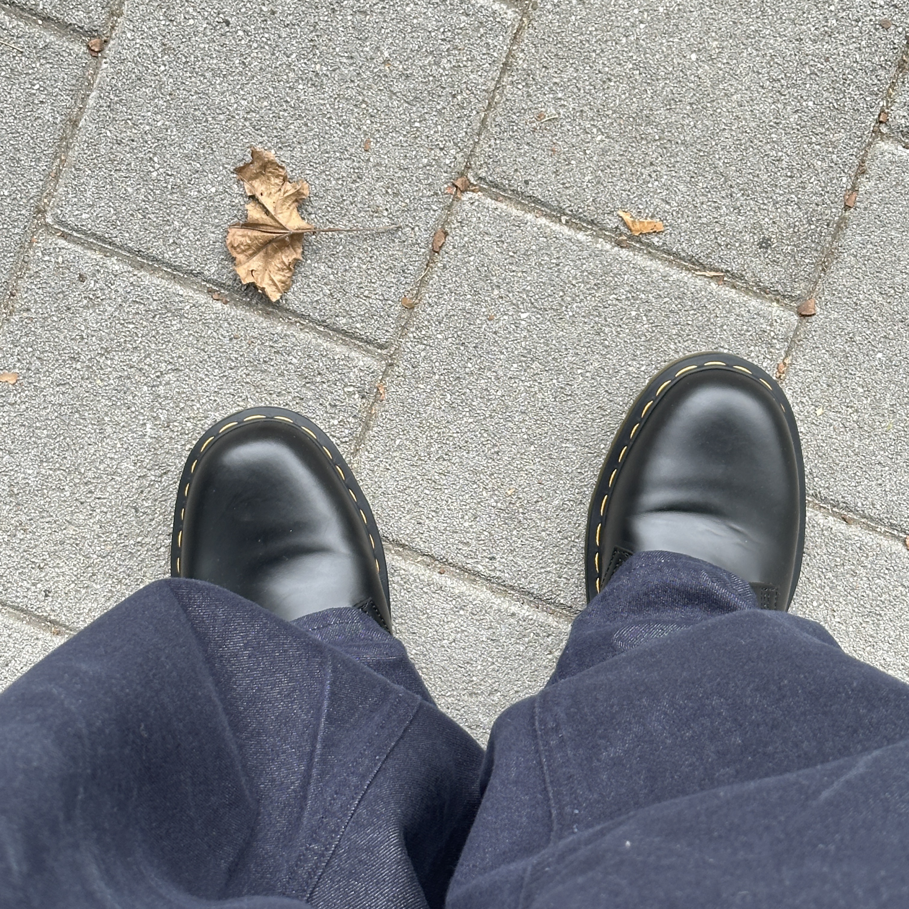 Dr. Martens 1461 Smooth Black 착용 스타일