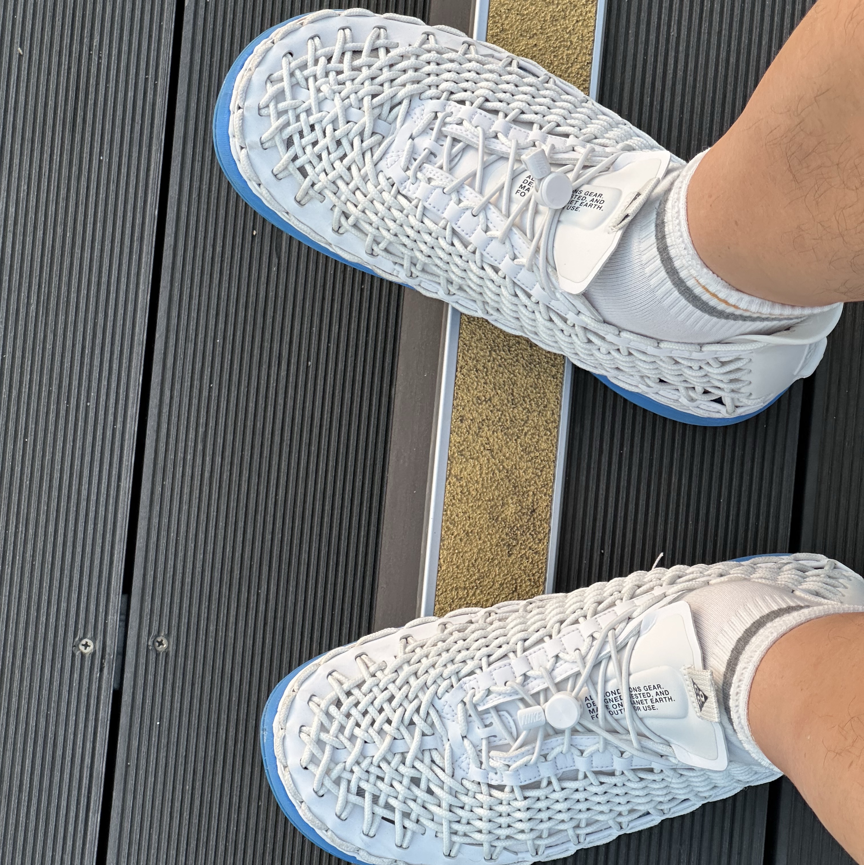 Nike ACG Watercat+ Summit White Light Photo Blue 착용 스타일