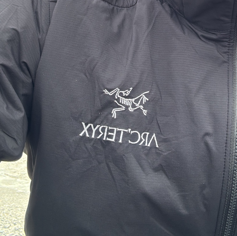 Arc'teryx Atom LT Hoody Black, Arc'teryx Atom Hoody Black 착용 스타일