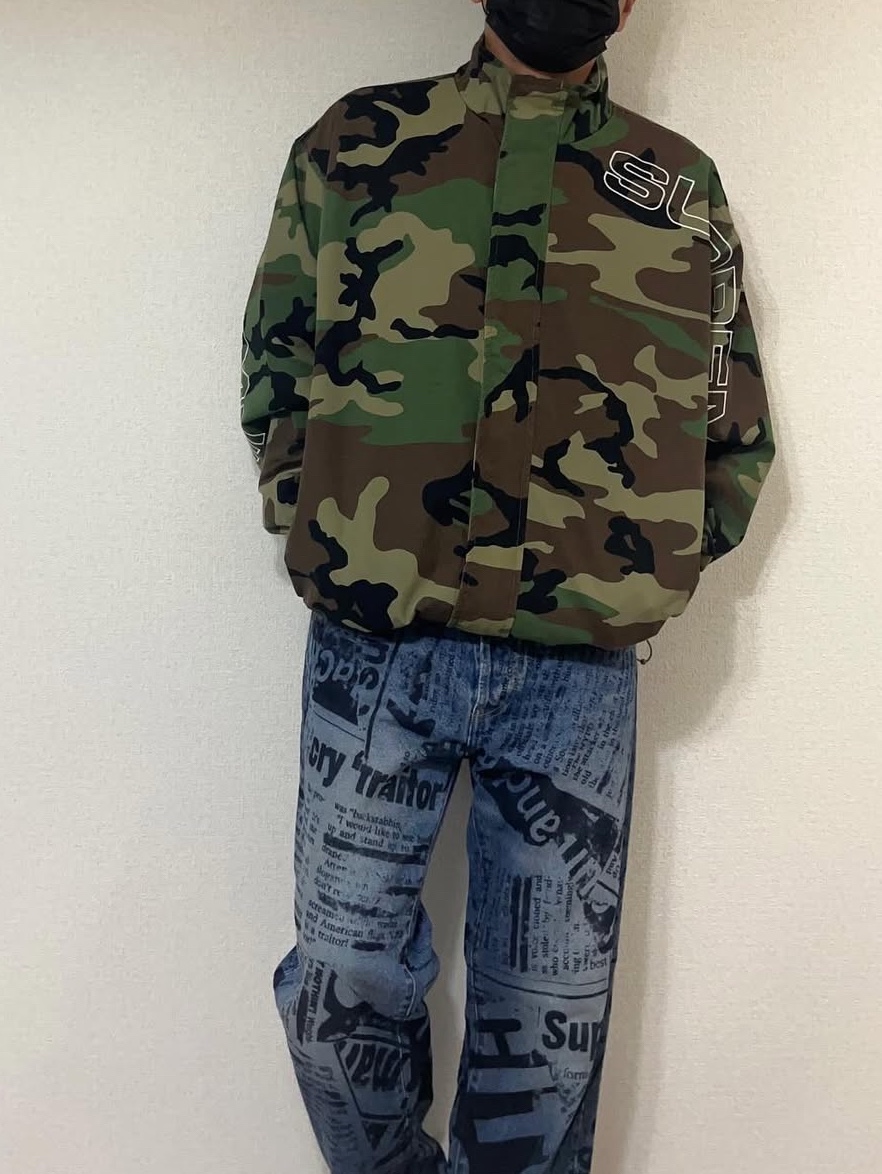 Supreme Spellout Embroidered Ripstop Track Jacket Woodland Camo - 25FW 착용 스타일 - 1