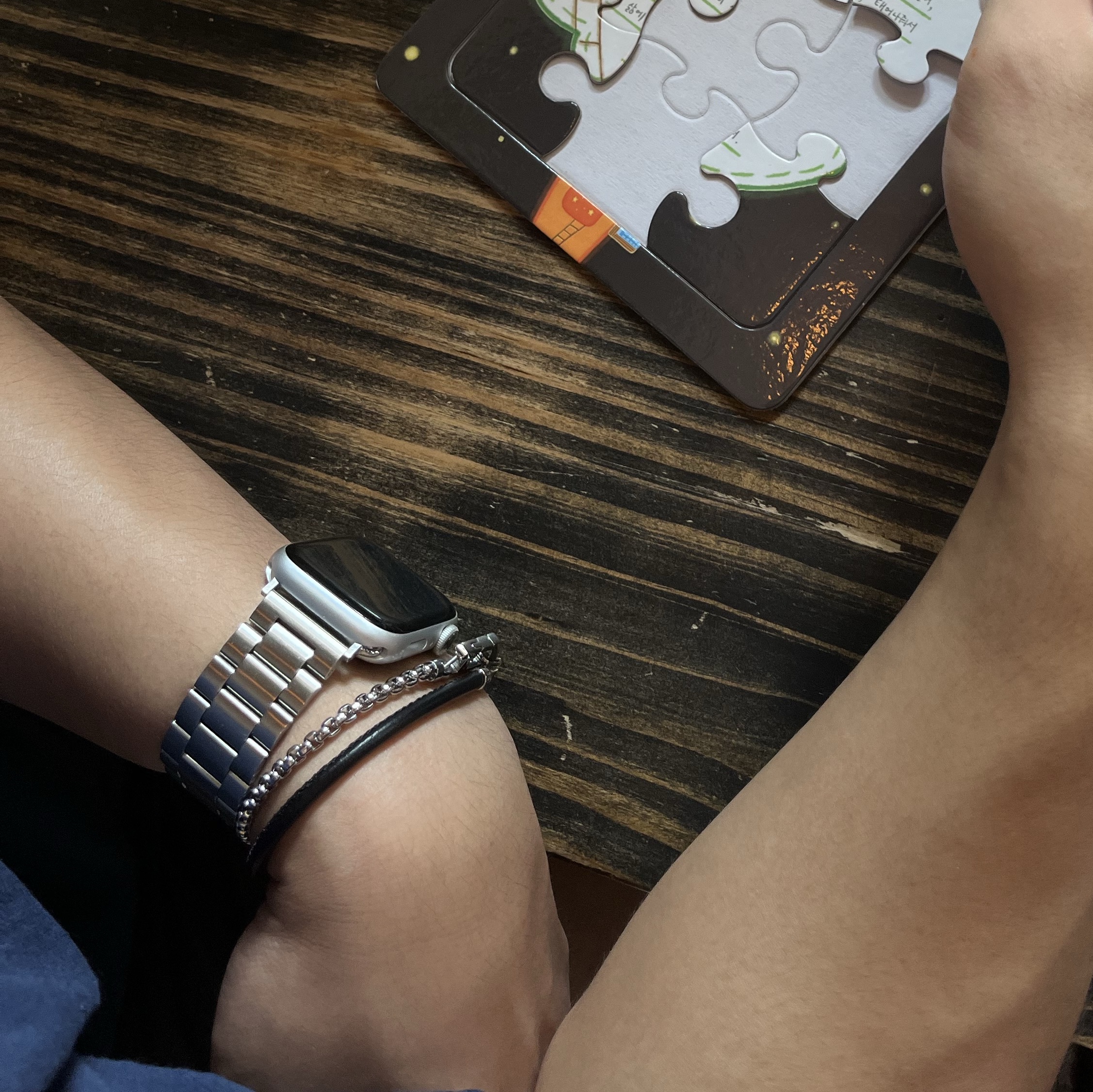 Diesel Dx1472 Stainless Steel Chain Bracelet Silver Black 착용 스타일 - 2