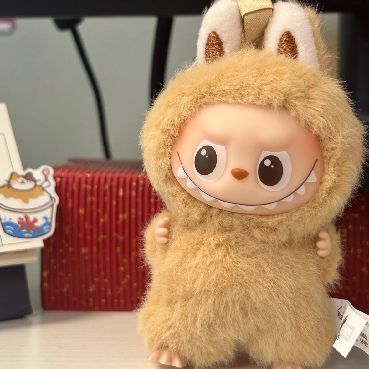 Pop Mart Labubu The Monsters Pin For Love Series Vinyl Plush Pendant (N-Z) S (Opened Case) 착용 스타일
