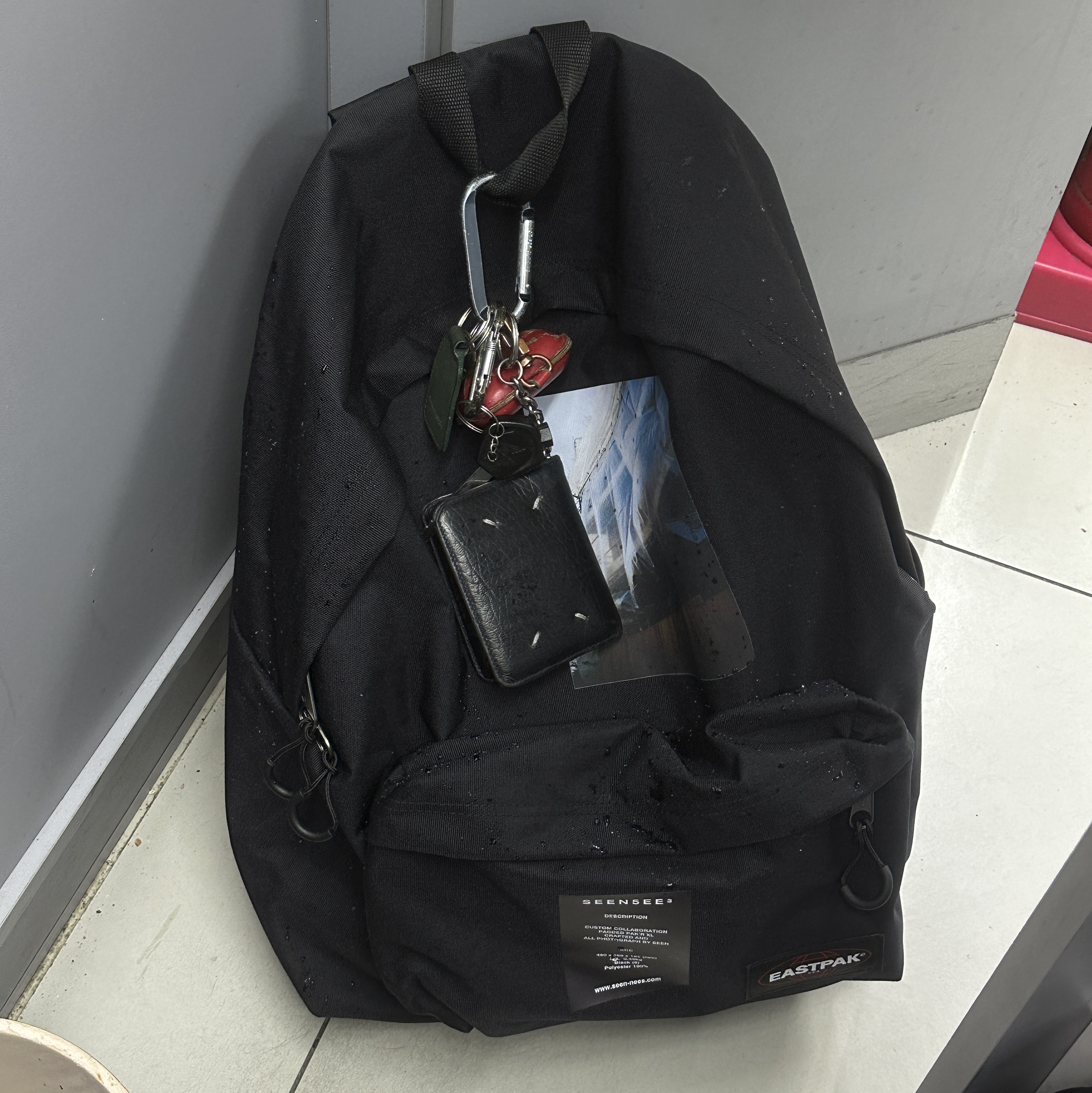 SEEN X Eastpak Day Pakr 착용 스타일 - 1