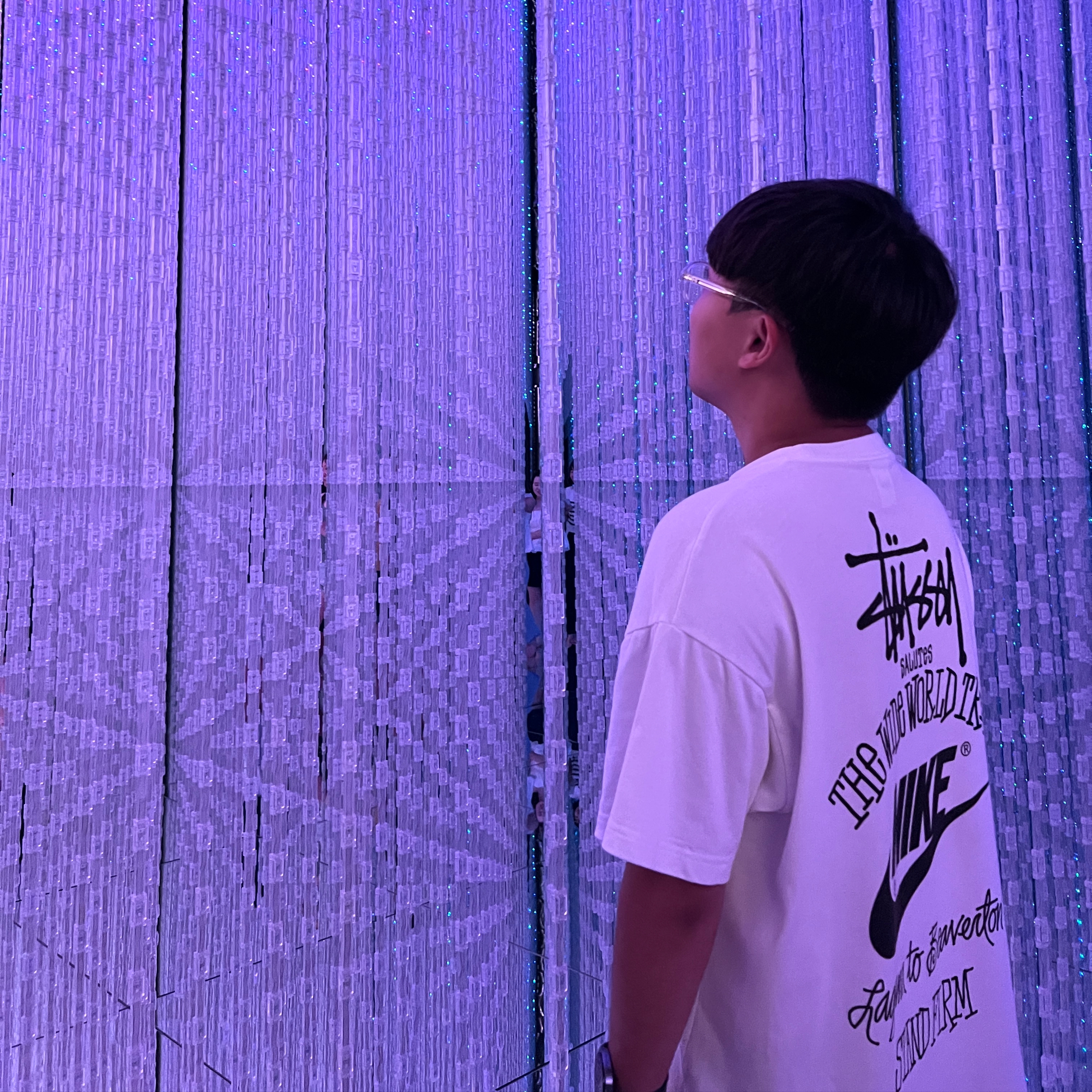 Nike x Stussy T-Shirt White (DV1774-100) 착용 스타일 - 1