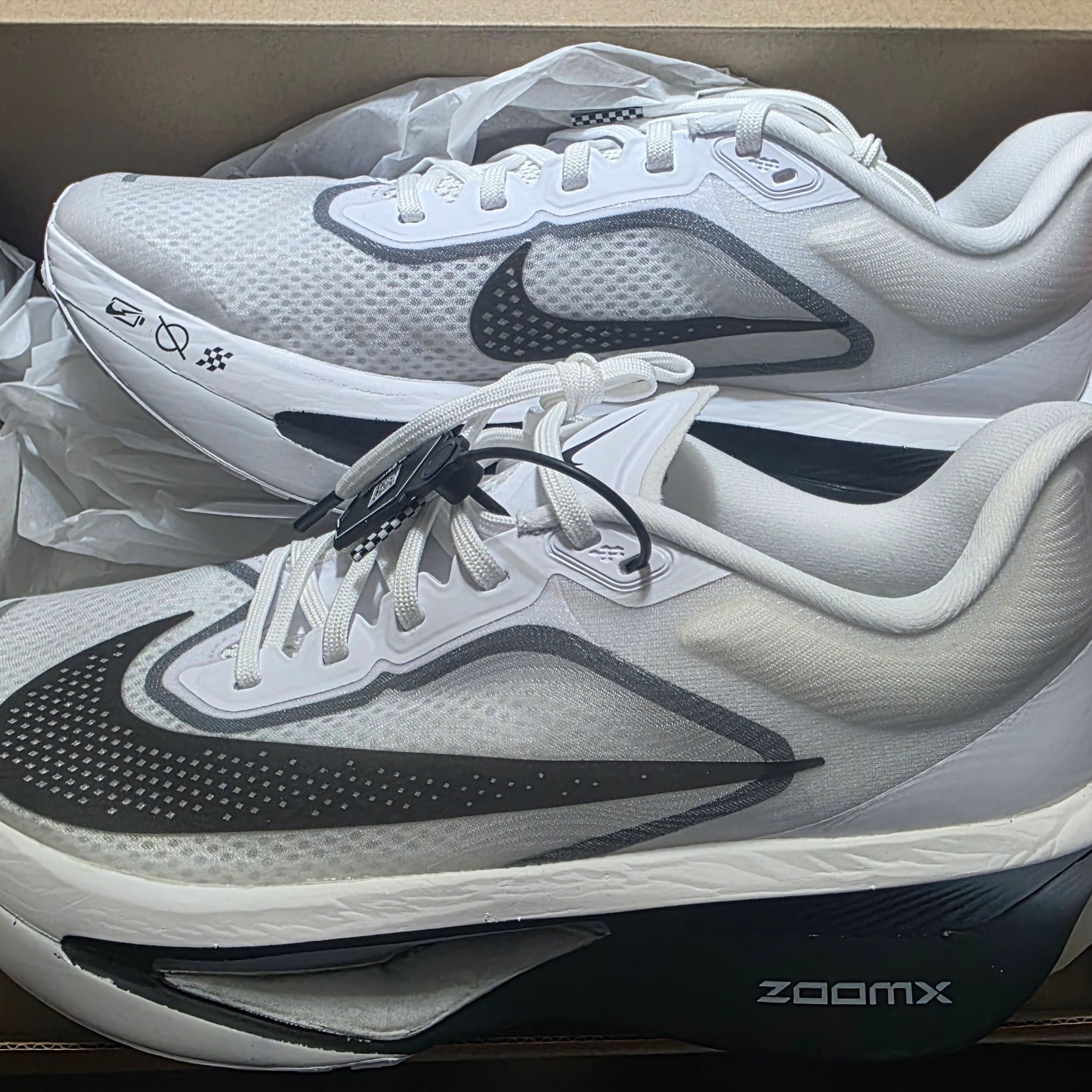 Nike Zoom Fly 6 White Smoke Grey 착용 스타일
