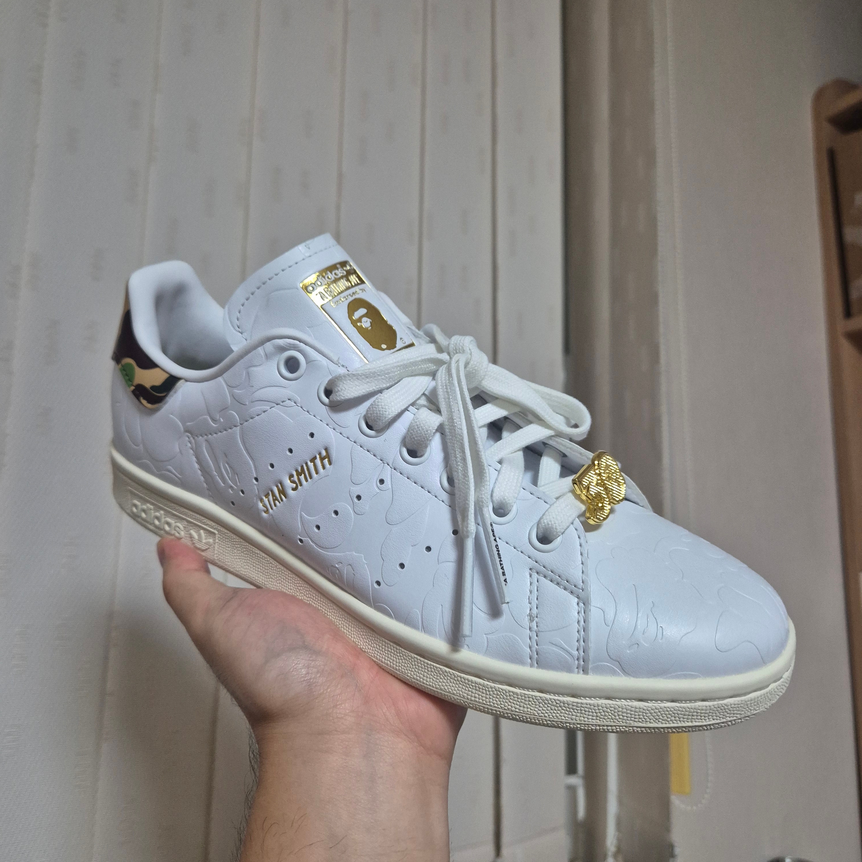 Adidas x BAPE Stan Smith Cloud White Off White 착용 스타일