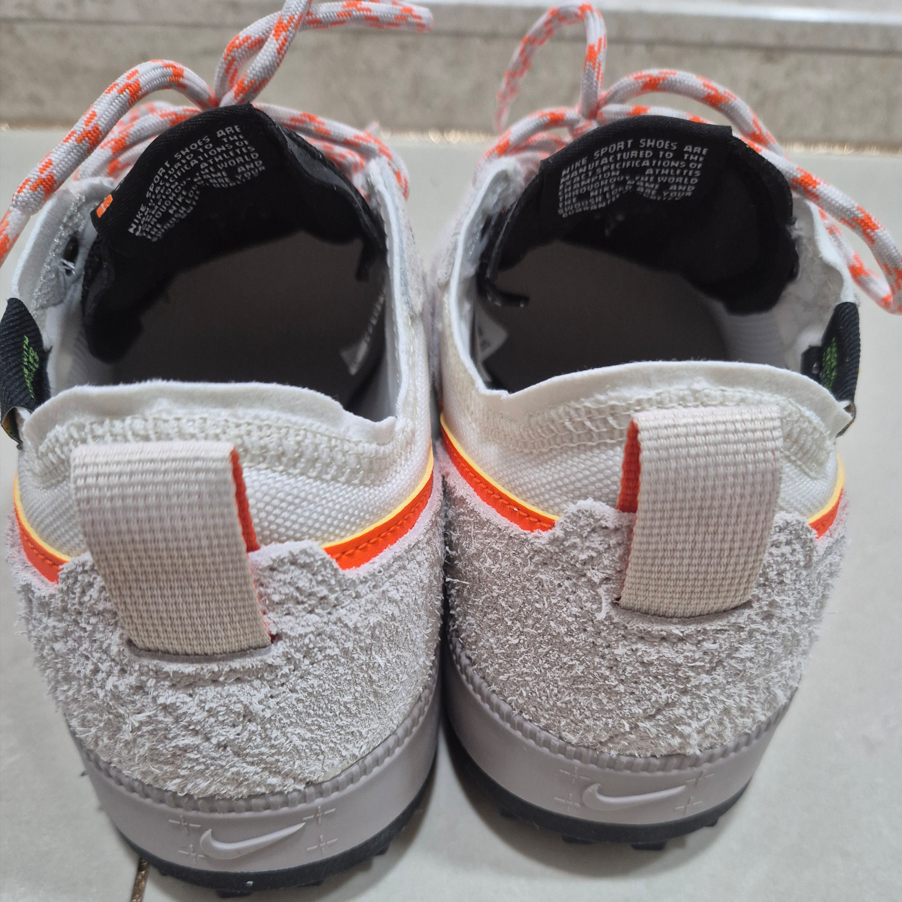 Nike C1TY Premium Phantom Light Orewood Brown 착용 스타일 - 3