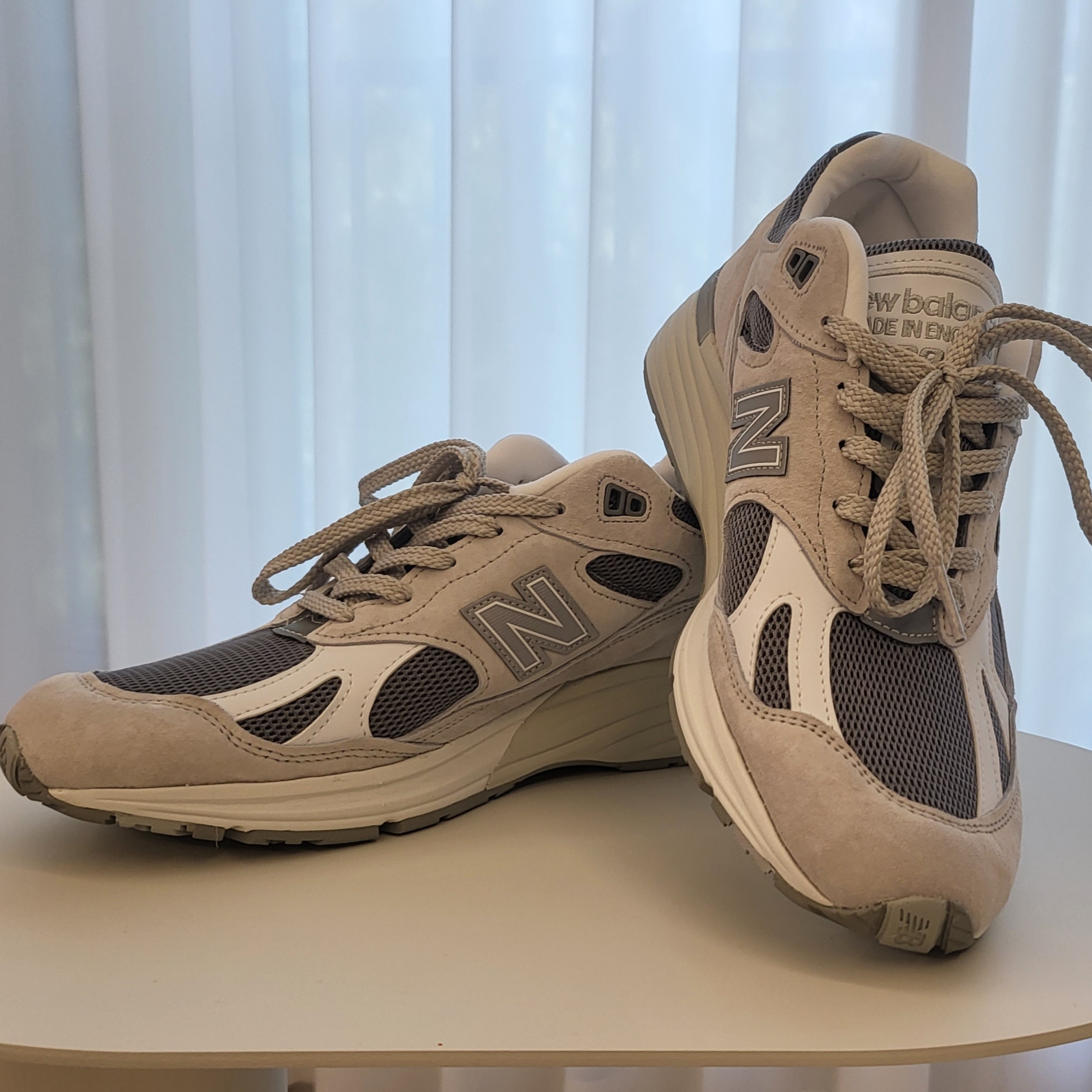 New Balance 991v2 Made in UK Nimbus Cloud Cool Grey - D Standard 착용 스타일 - 4